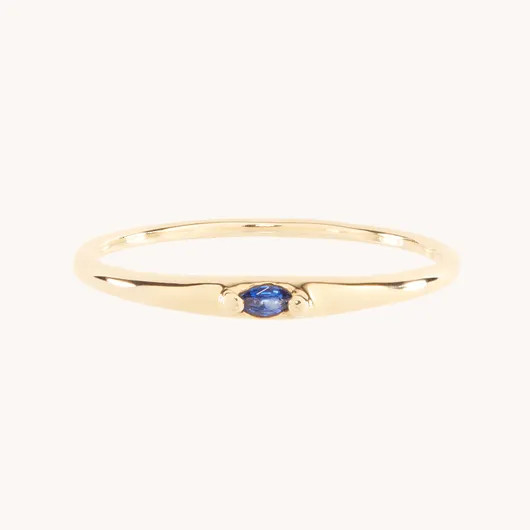 Moondew Signet Ring, Blue Sapphire | Catbird