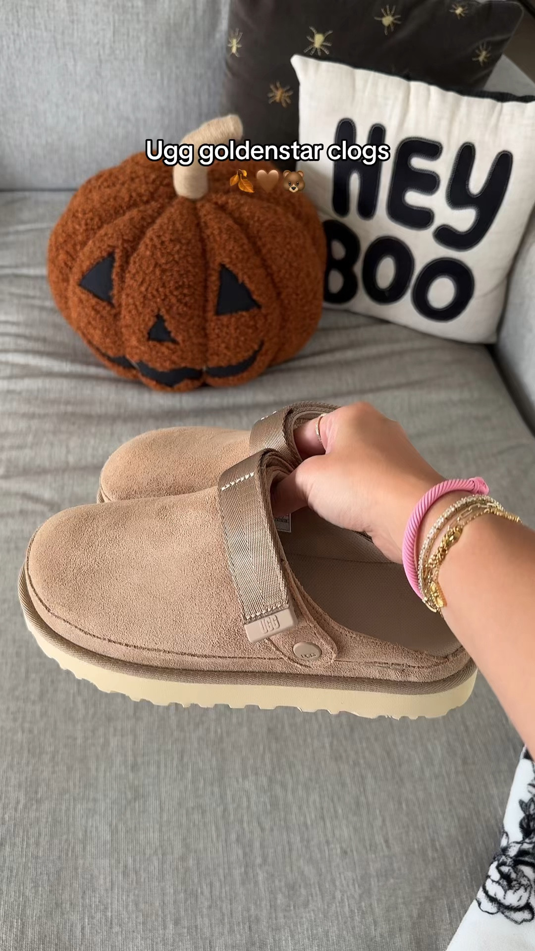 Ugg goldenstar clogs
Went up 1/2 a size 
Pumpkin pillow 

#LTKShoeCrush #LTKFindsUnder100 #LTKFindsUnder50