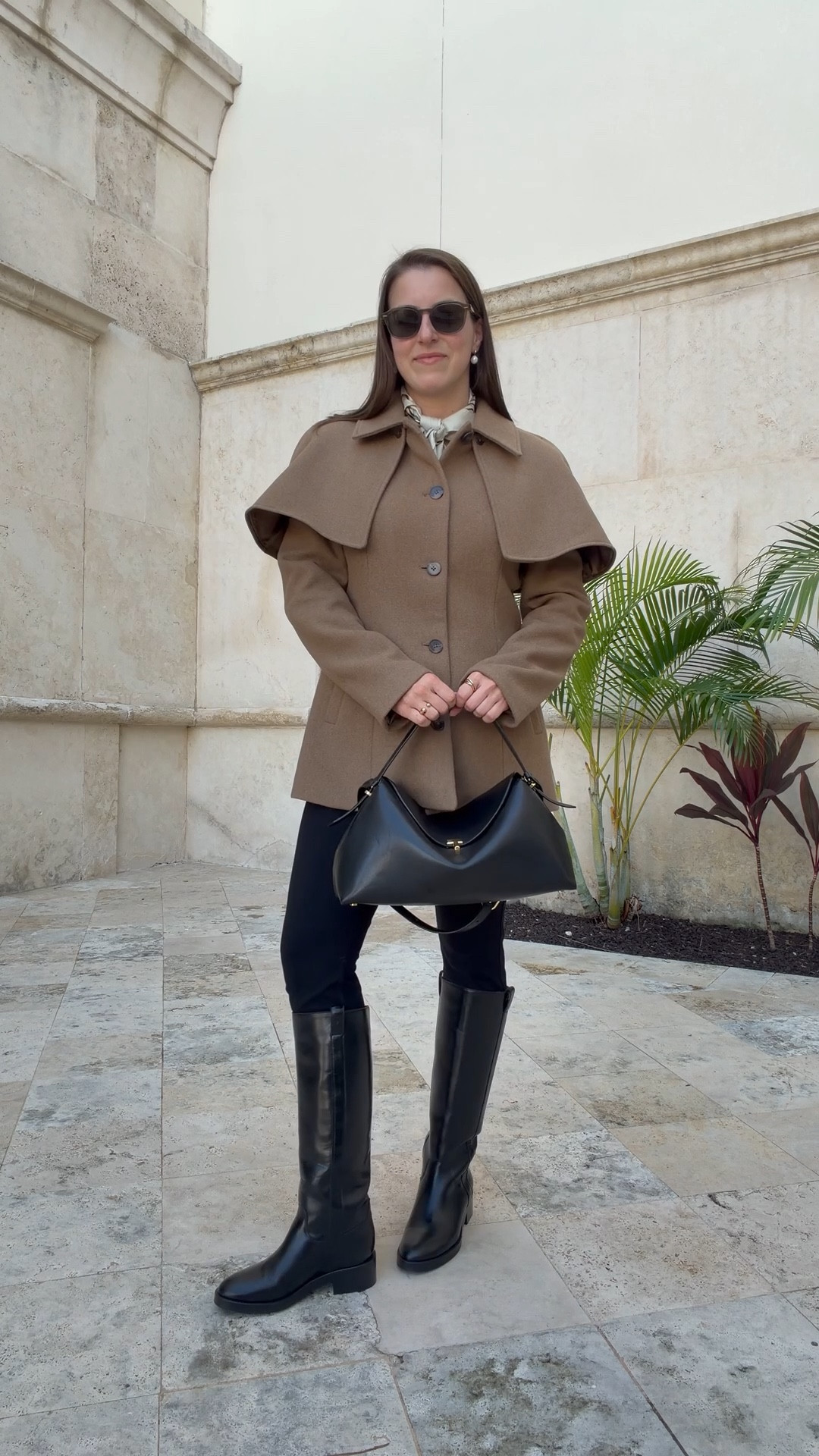 This jacket with detachable cape is so beautiful for fall & winter! 



#LTKSeasonal #LTKStyleTip