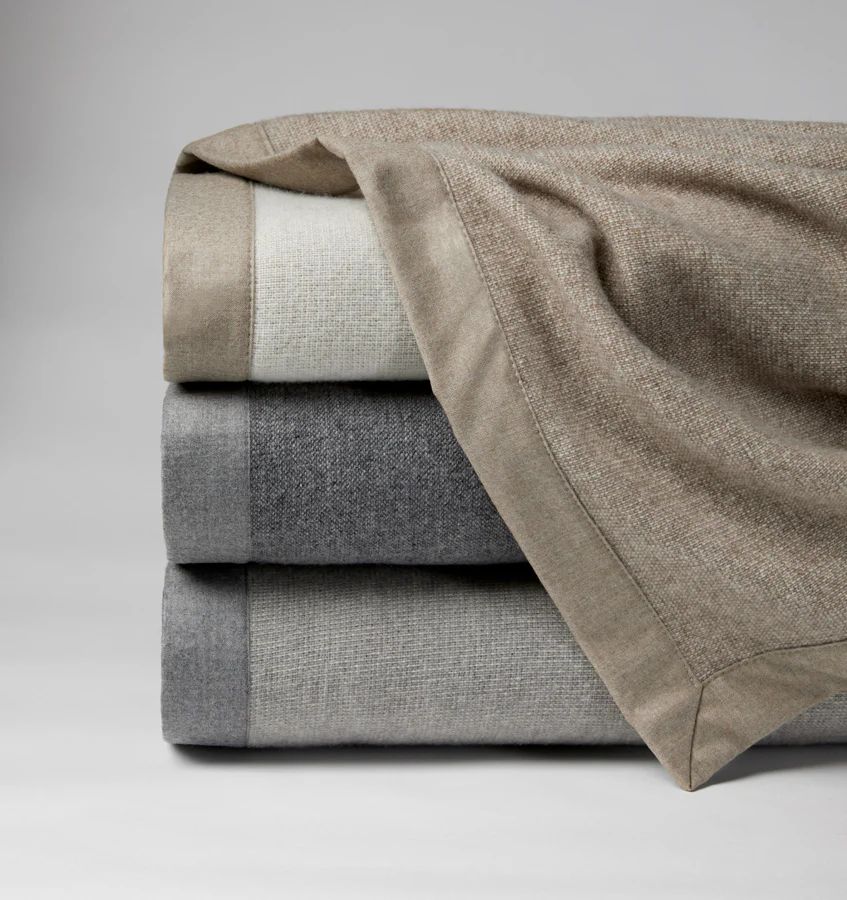 Nerino Blanket | SFERRA Fine Linens