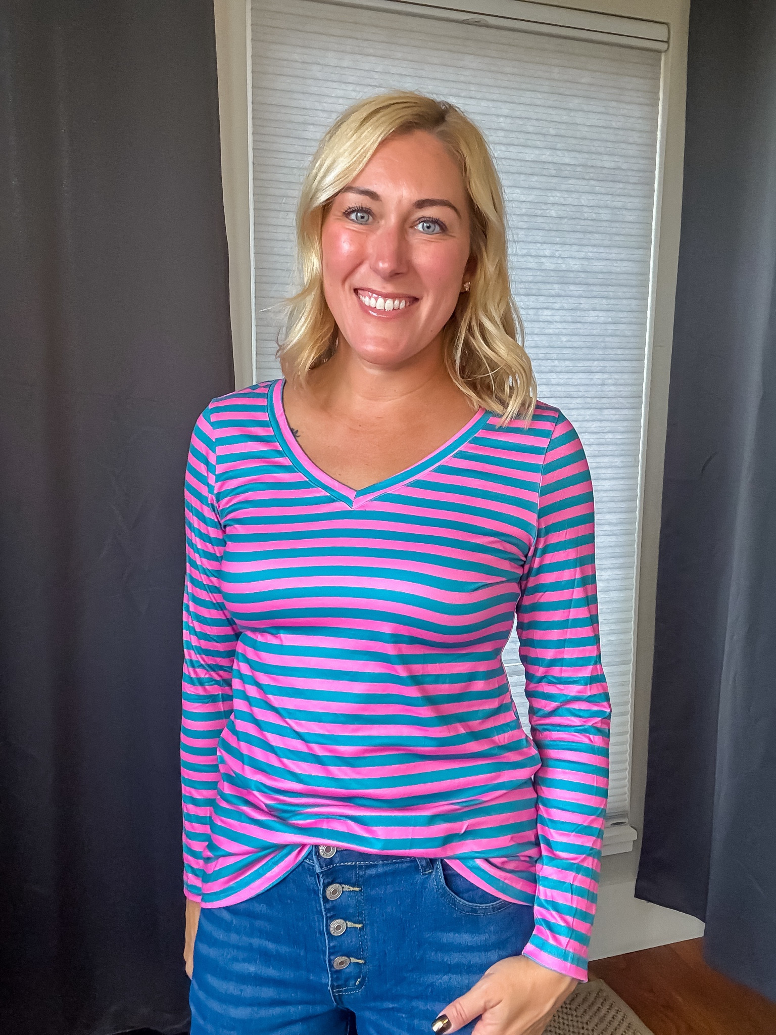 This striped long sleeve v-neck top is just the pop of color I needed! Super stretchy and comfortable and a great basic to have in your closet. 