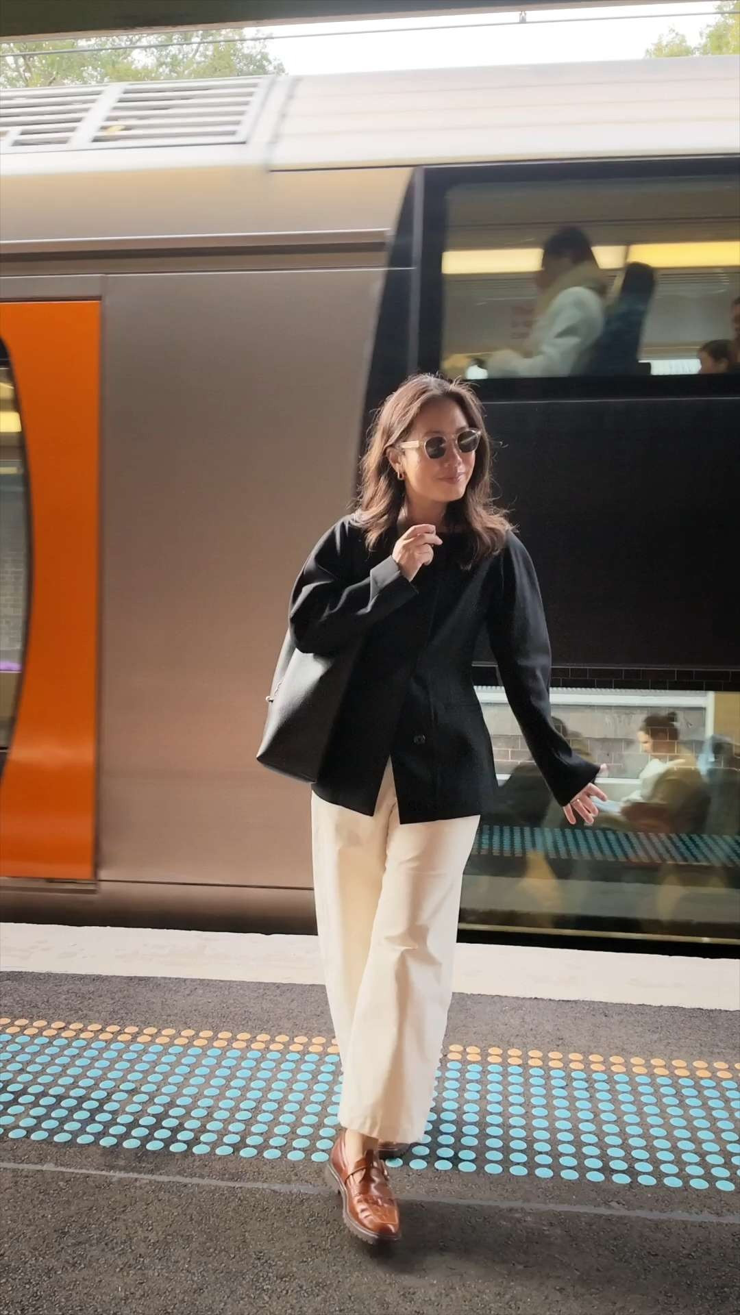 I've linked similar versions of my blazer as mine's an old season one, wearing a size S in my pants from Uniqlo ($60 - woot!), shoes and bag also linked for you  

 #LTKaustralia #LTKworkwear #LTKstyletip