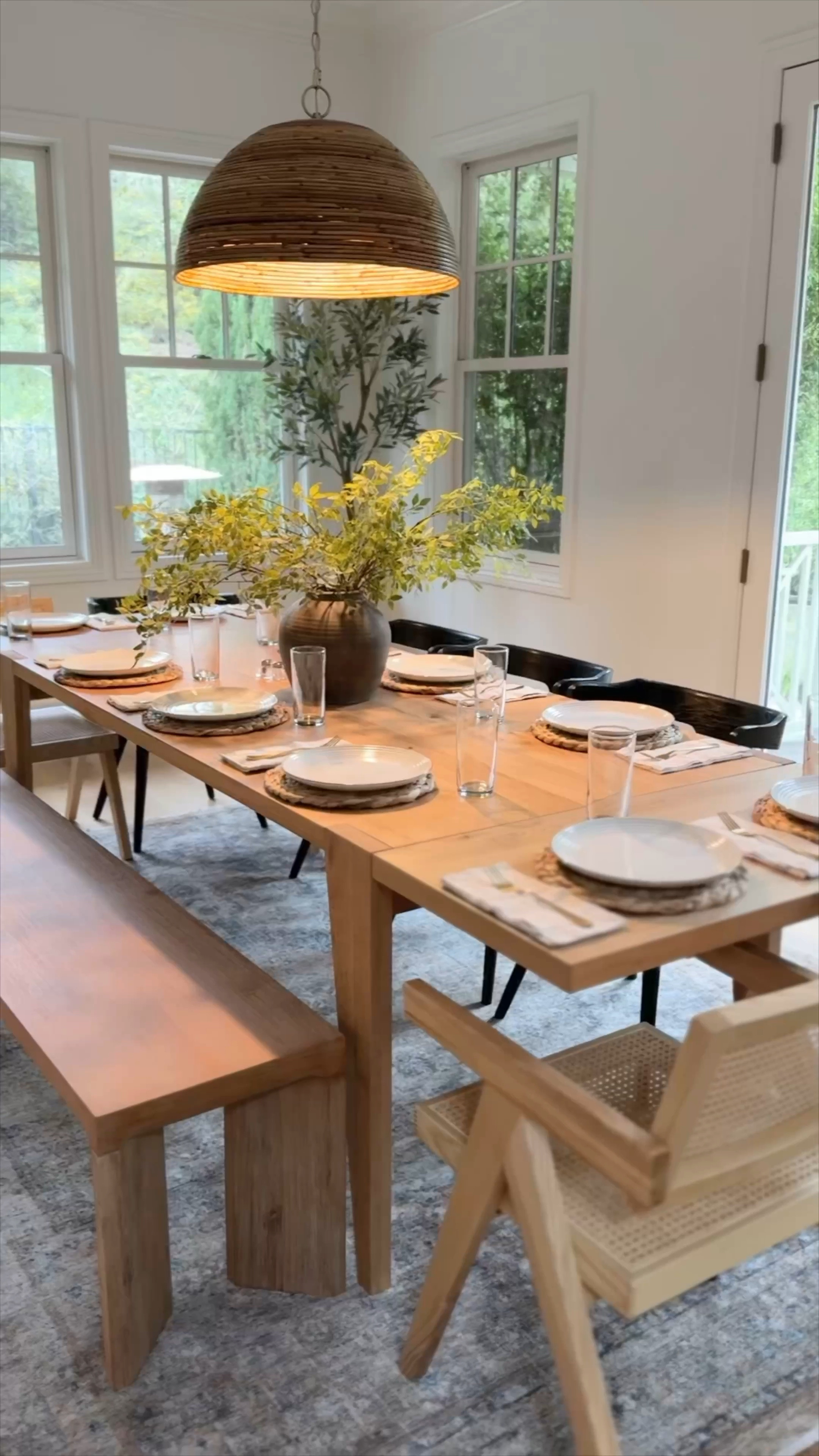 Dining table setting!

#LTKparties #LTKhome 

#LTKVideo