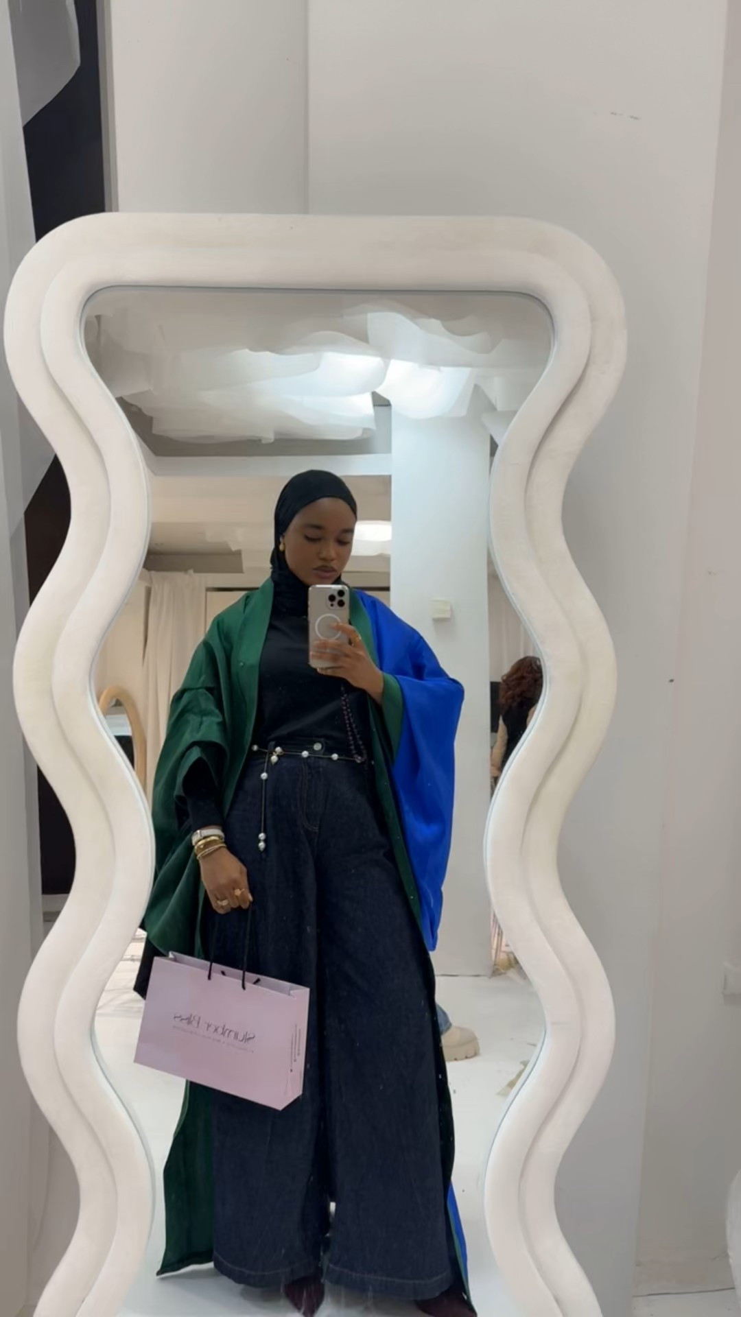 Wide leg Indigo jeans!

#LTKmodest #LTKstyletip #LTKuk