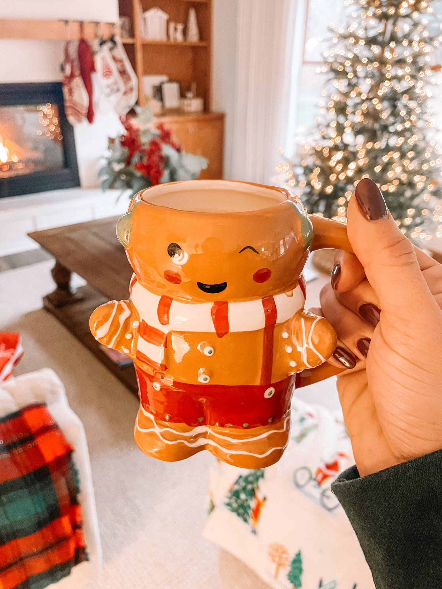 The cutest Christmas mug! Only $5

Christmas decor 
Holiday decor
Holiday mug
Gingerbread mug
Coffee mug
Target finds 

#LTKHome #LTKHoliday #LTKFindsUnder50