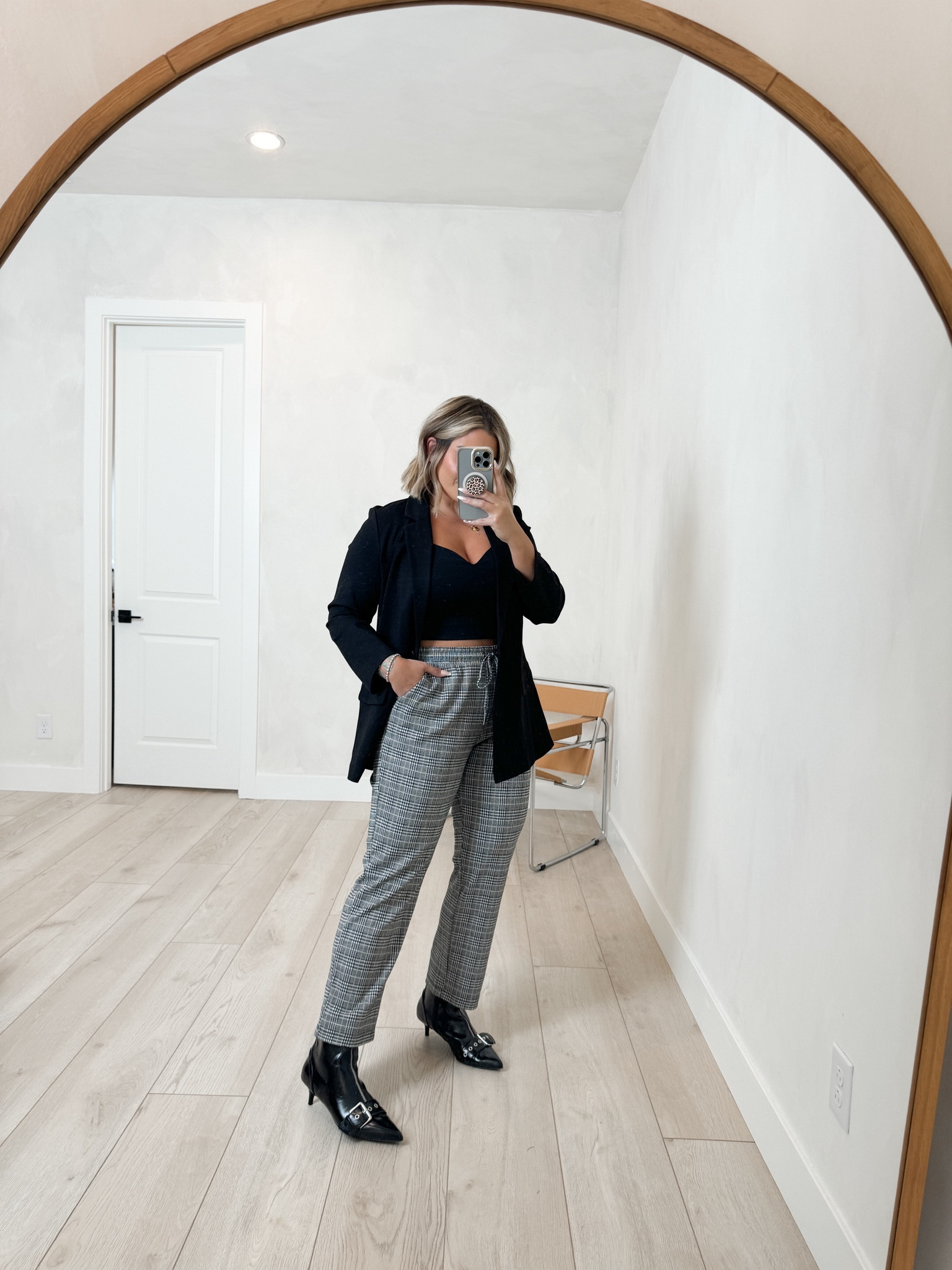 @walmartfashion #walmartpartner #walmartfashion @walmart 
Jacket L 
Pants L 
Both are super stretchy 
Also linked another shoe that would be cute with this. 

#LTKStyleTip #LTKWorkwear #LTKFindsUnder50