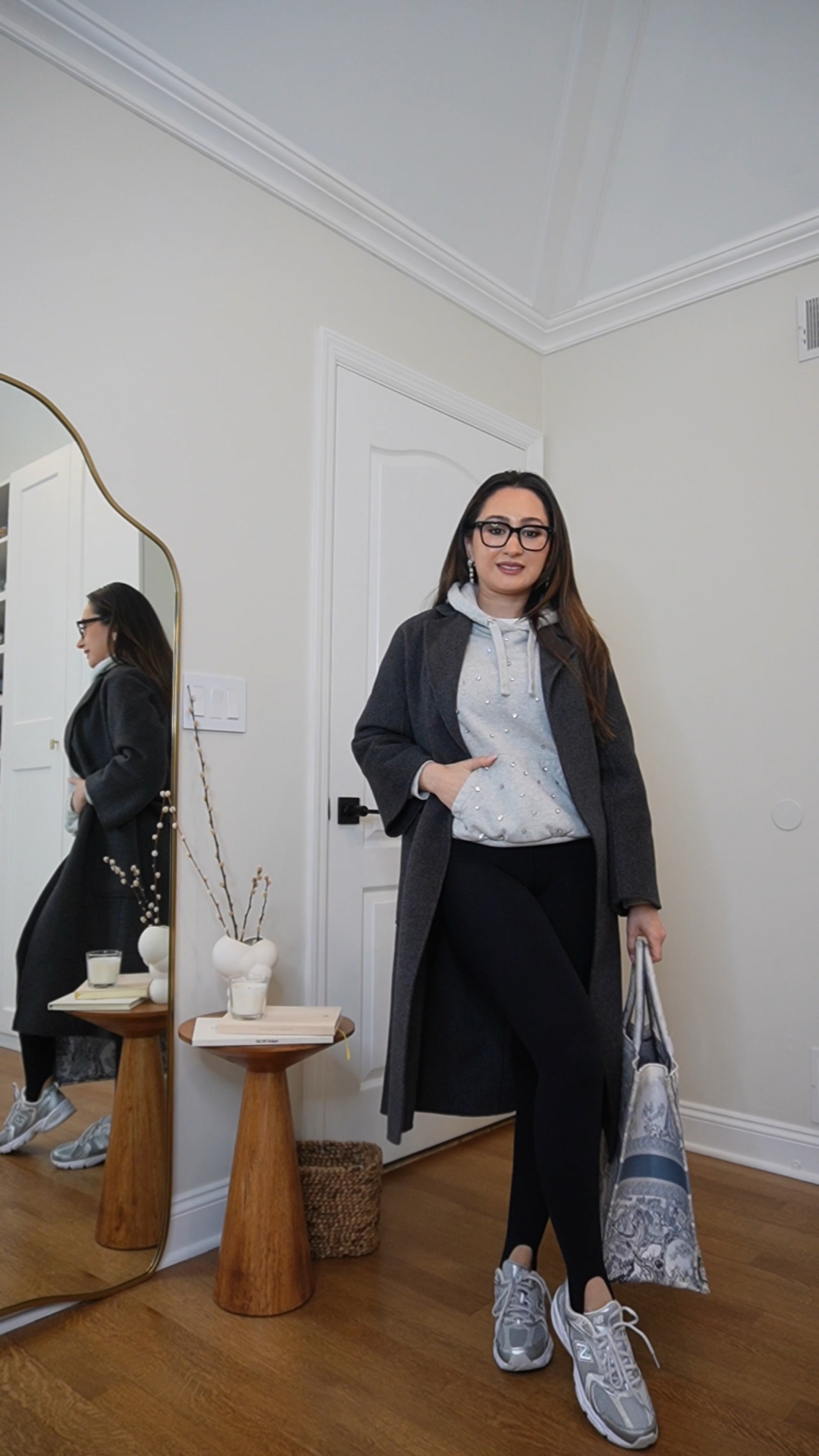 Errand day, but make it cozy and chic! 🩶
For the exact coat please visit ShopTheCurated website😉

#LTKStyleTip #LTKU #LTKTravel