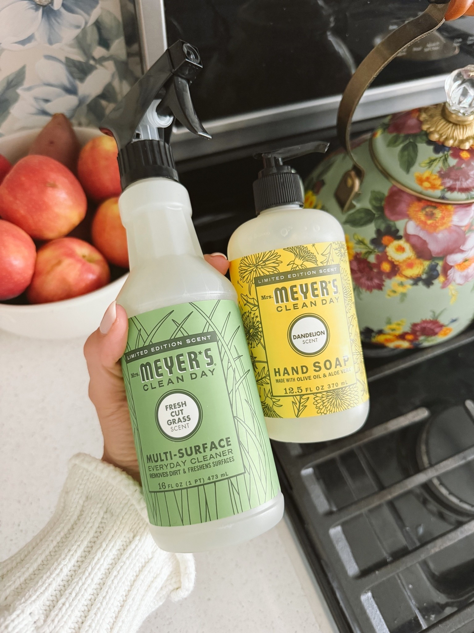 The obsession with their summer scents is strong. 

#mrsmeyers #mrsmeyerspartner
#homeclean

#LTKmomlife #LTKHome