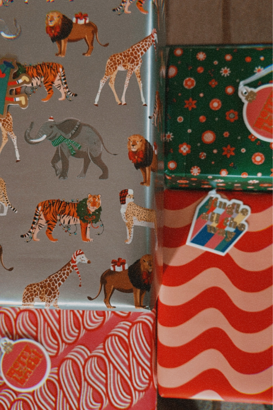 Let the wrapping begin! 



#LTKHoliday #LTKGiftGuide #LTKSeasonal