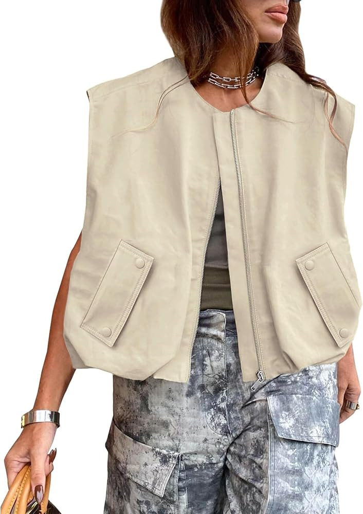Women's Casual Zip Up Cargo Vest Cropped Sleeveless Ruched Hem Blazer Jackets Tops with Pockets | Amazon (US)