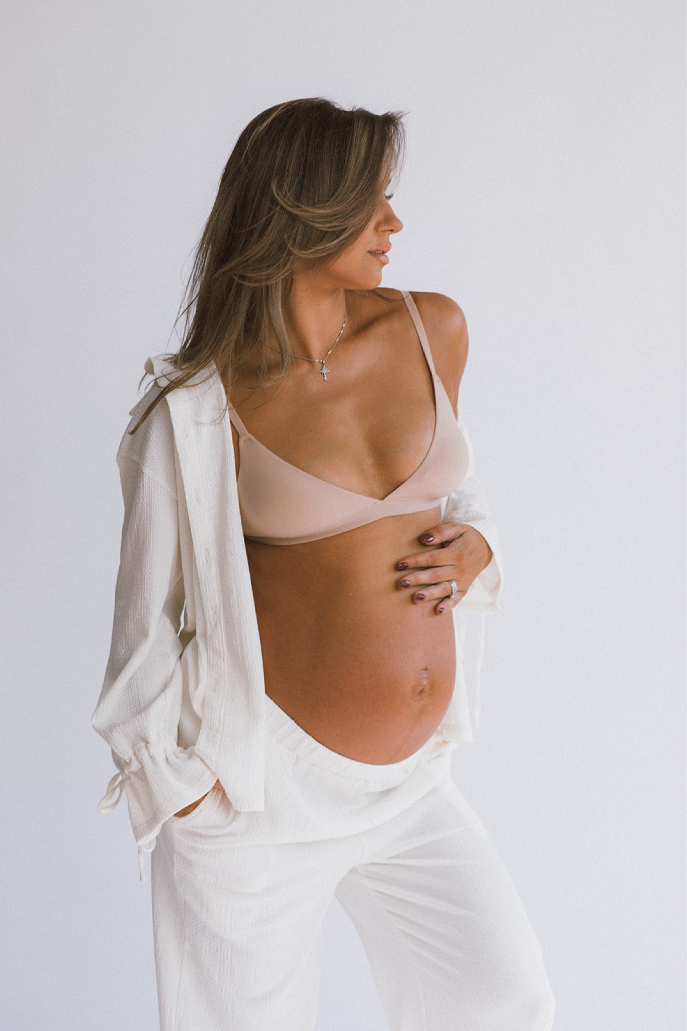 Maternity photos 📸 

•neutral outfit, amazon finds, Amazon set, skims, bump style, bump friendly, pregnancy, pregnant 

#LTKBump