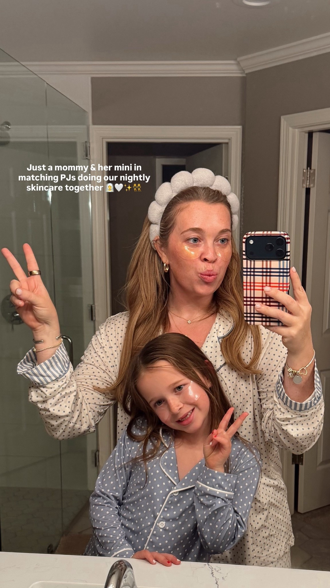 Mommy and mini matching pajamas 🧖‍♀️🤍👯‍♀️ use code BESTEVER for 25% off. I’m wearing a size large 😘

#LTKMidsize #LTKSaleAlert #LTKKids