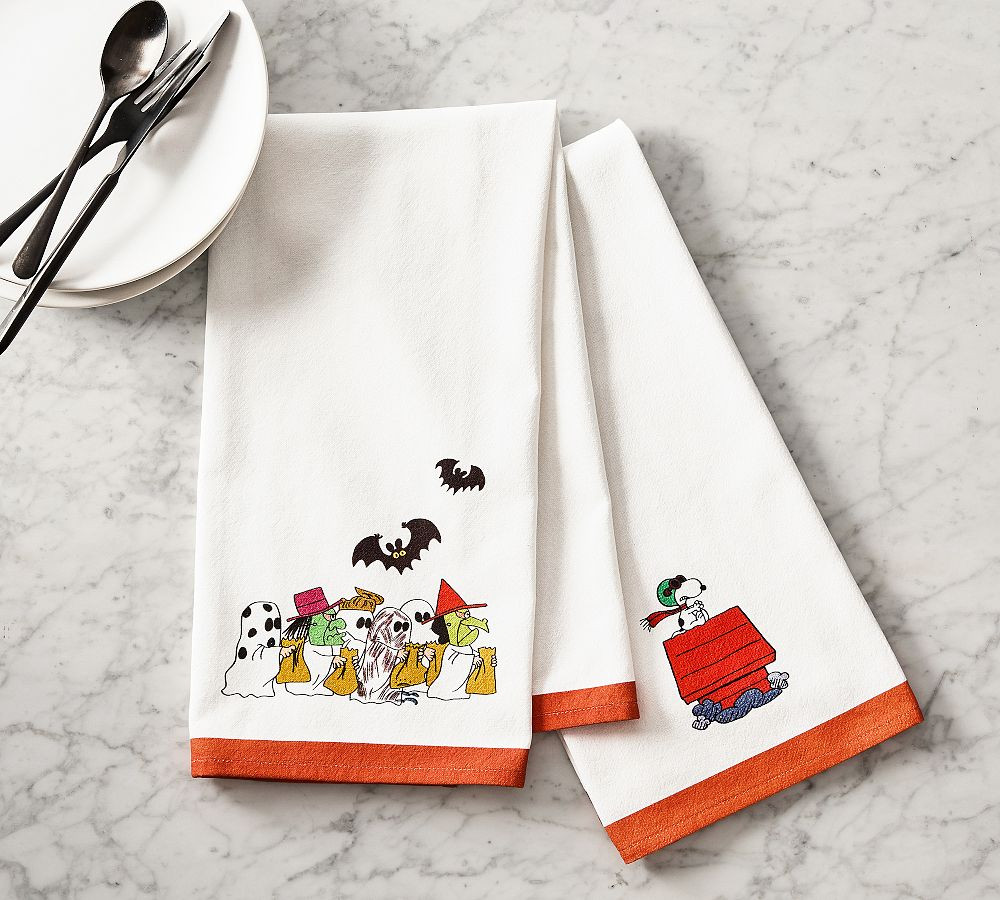 Peanuts™ Great Pumpkin Organic Cotton Tea Towel - Mixed Set of 2 | Pottery Barn (US)