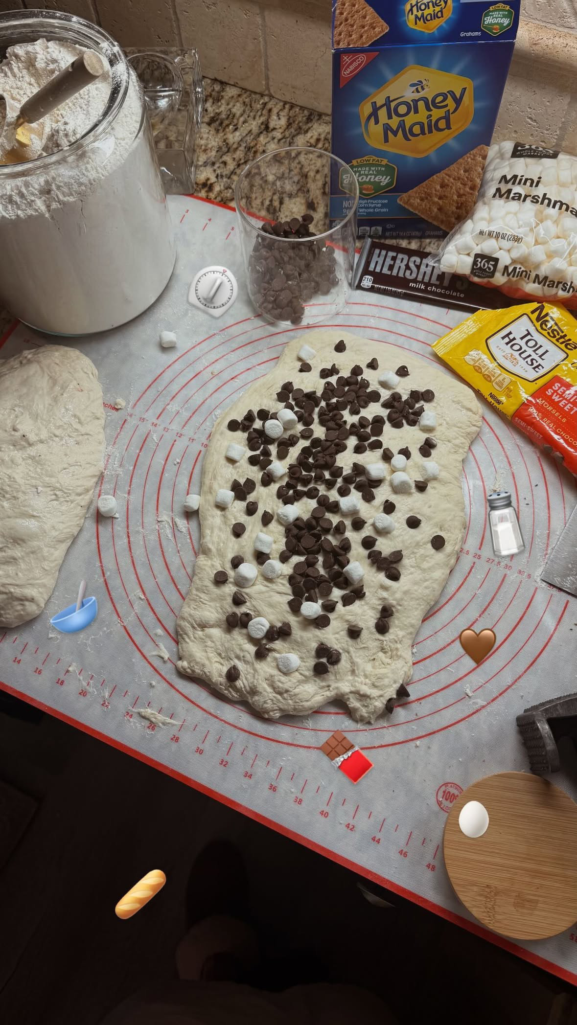 Okay so I found this recipe on TikTok (RIP) and the final result looked SO GOOD! Here’s to hoping my sourdough loaf looks half as good as the recipe I’m following 😆 

 