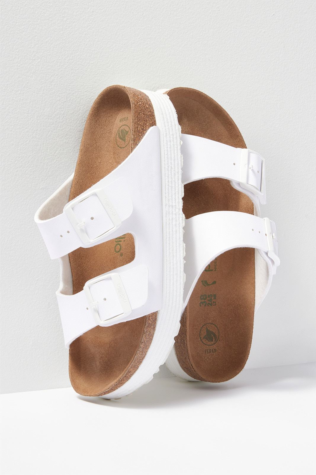 PAPILLIO BY BIRKENSTOCK Arizona Platform Vegan Sandal | EVEREVE | Evereve