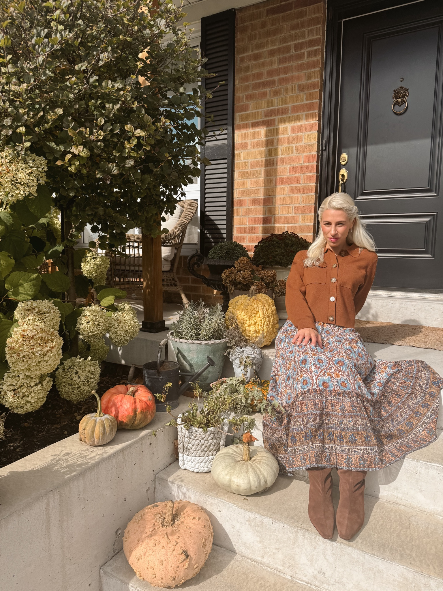 Stepping into the season with this perfect blend of blues and browns 🍂 

#LTKautumn #LTKstyletip #LTKworkwear