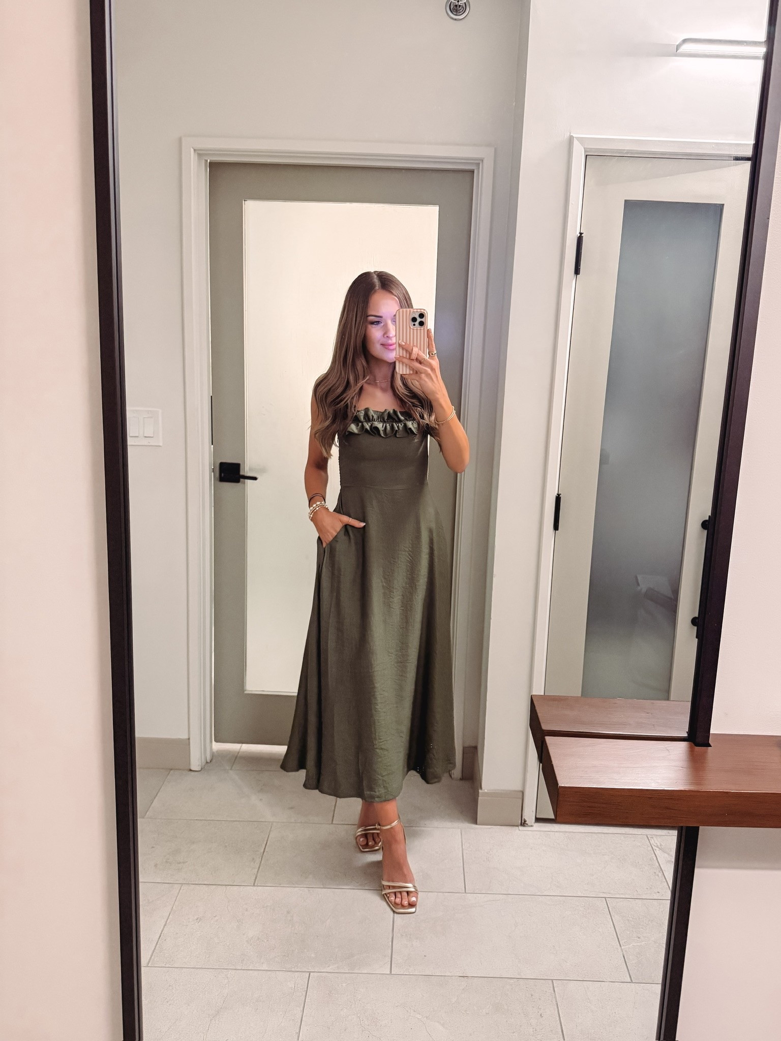 Love this dress so much + it has pockets 🙌🏼

Seasonal midi dress Amazon finds fashion lulus army green pockets heels mom favorites

#LTKmomlife #LTKootd #LTKSeasonal