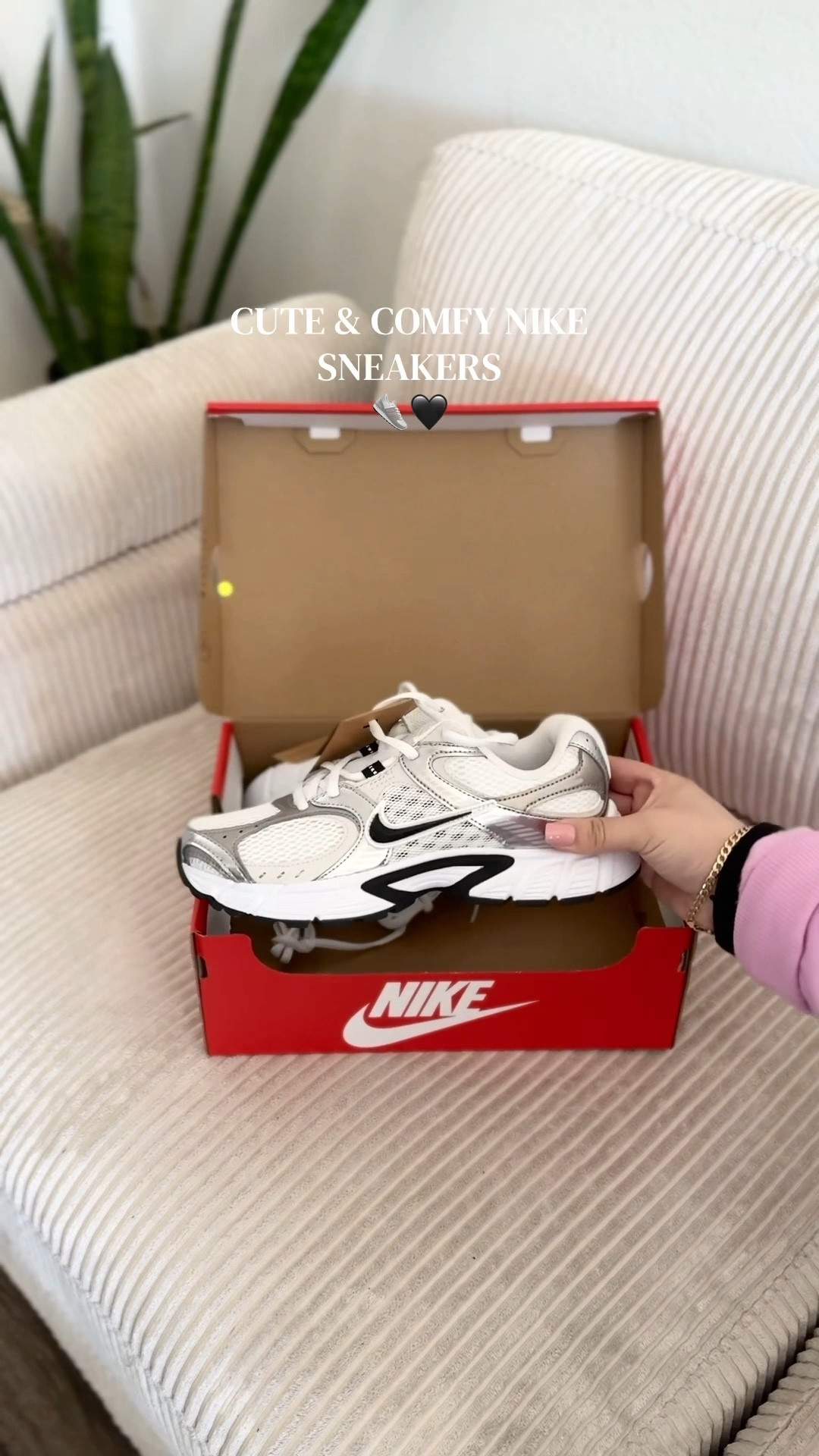 Cute and comfy Nike sneakers!


#LTKmomlife #LTKootd #LTKSpringSale