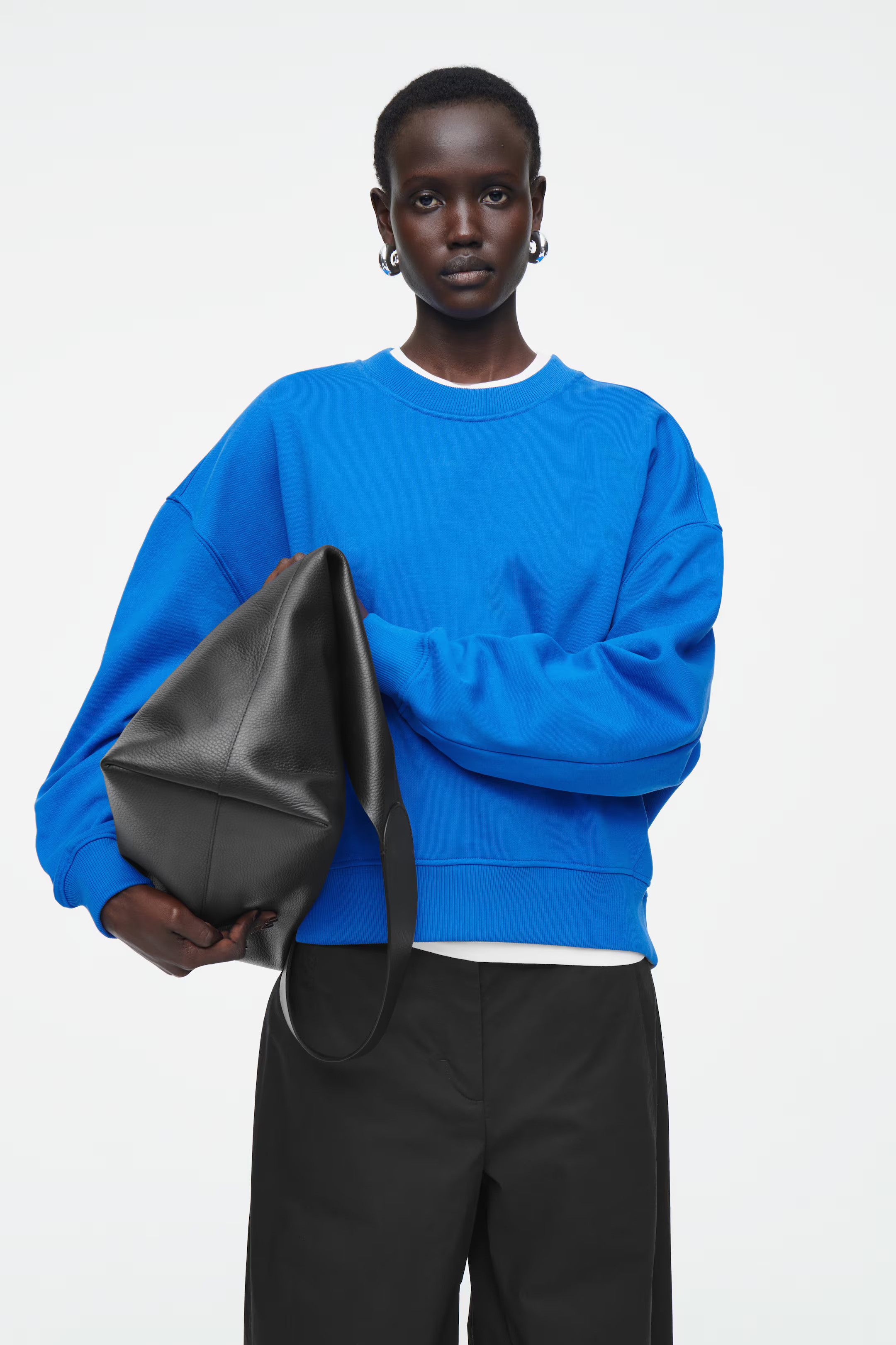 CLASSIC CREW-NECK SWEATSHIRT | H&M (UK, MY, IN, SG, PH, TW, HK)