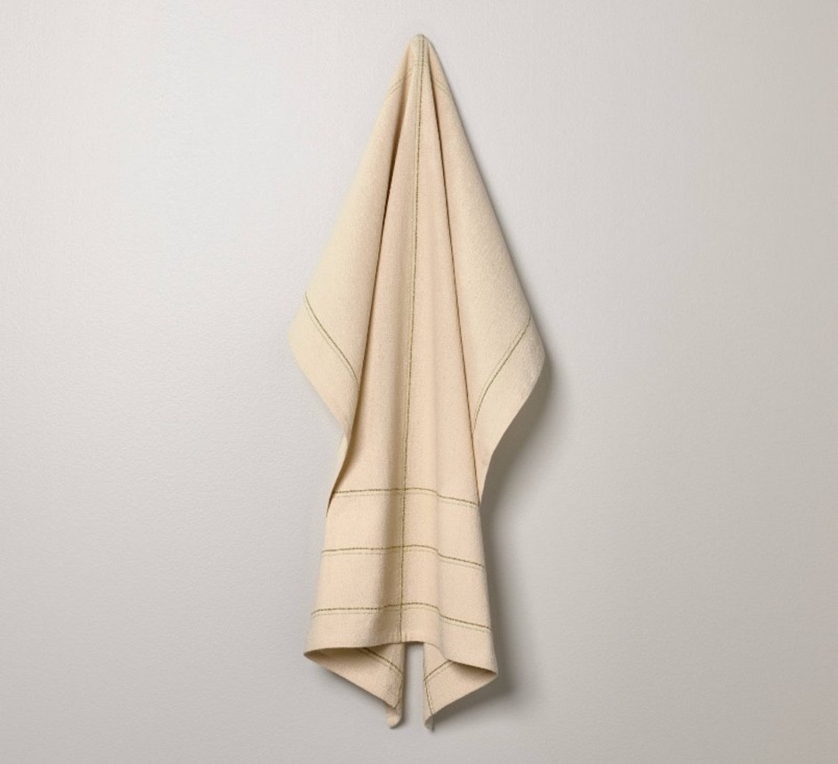 Viral oversized flour sack kitchen towel! Available in multiple colors and so so worth it 

#LTKHome #LTKStyleTip