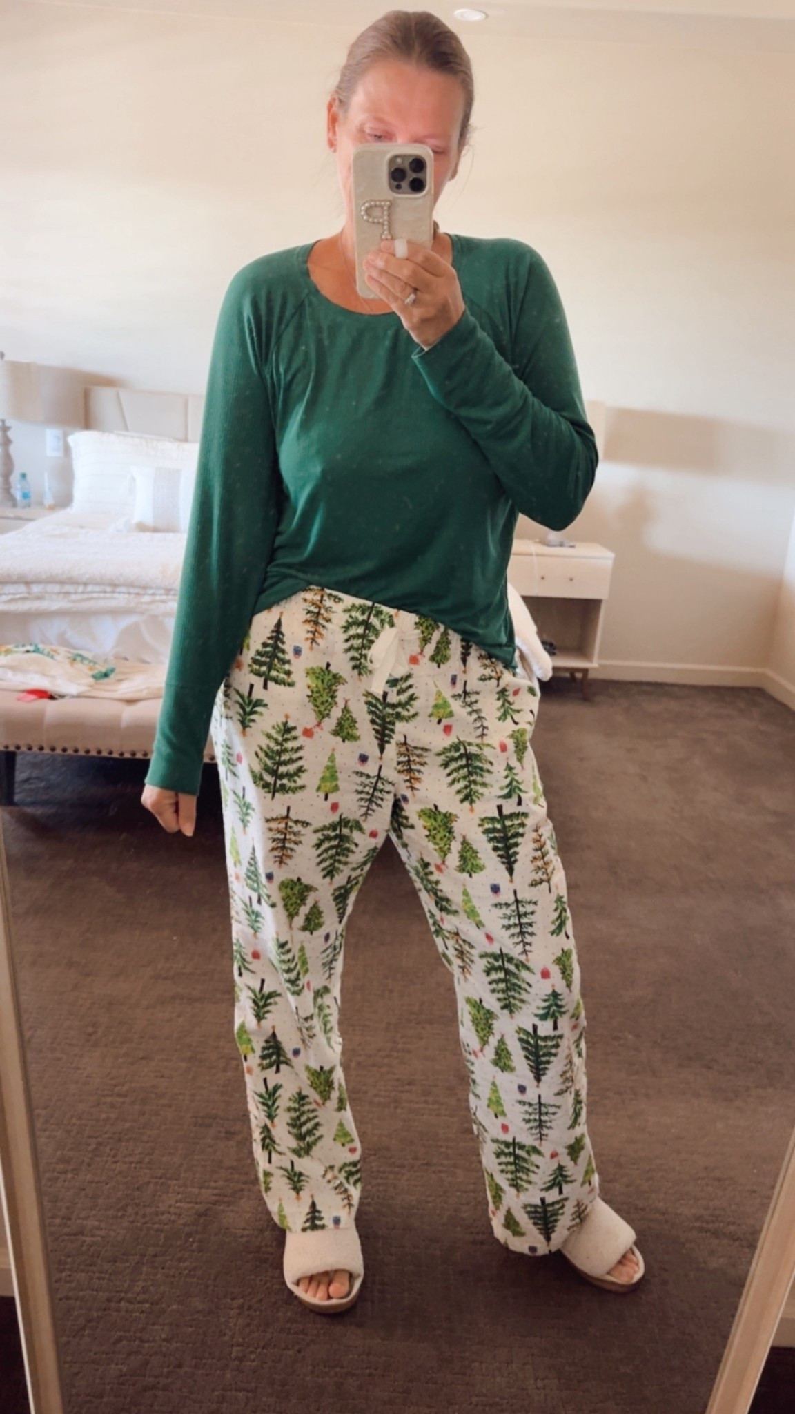 Holiday jammies from Old Navy


#LTKHoliday #LTKdayinmylife #LTKGiftGuide