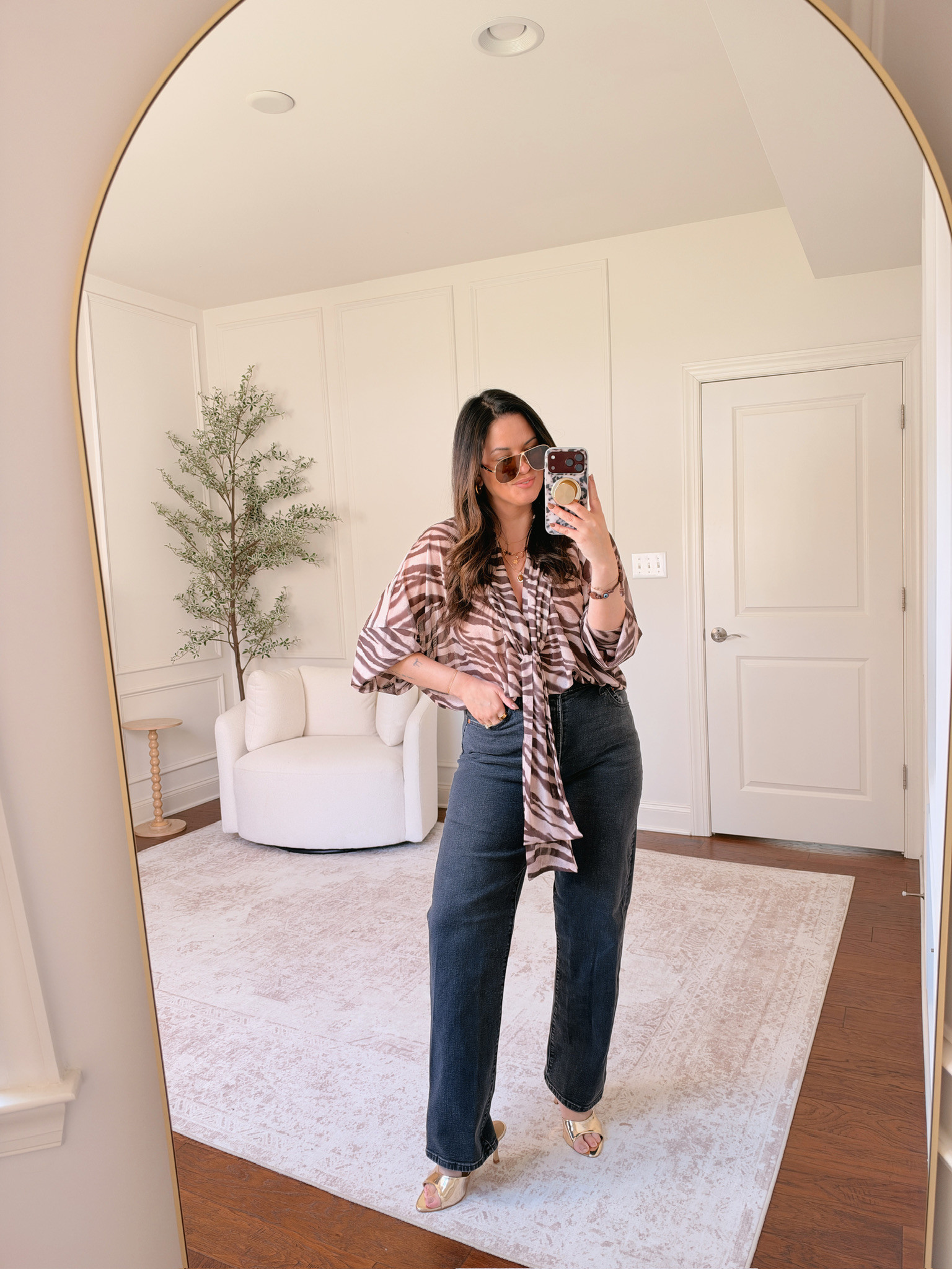 wearing a large in the top and a 32 in the denim 

 #LTKSeasonal #LTKMidsize