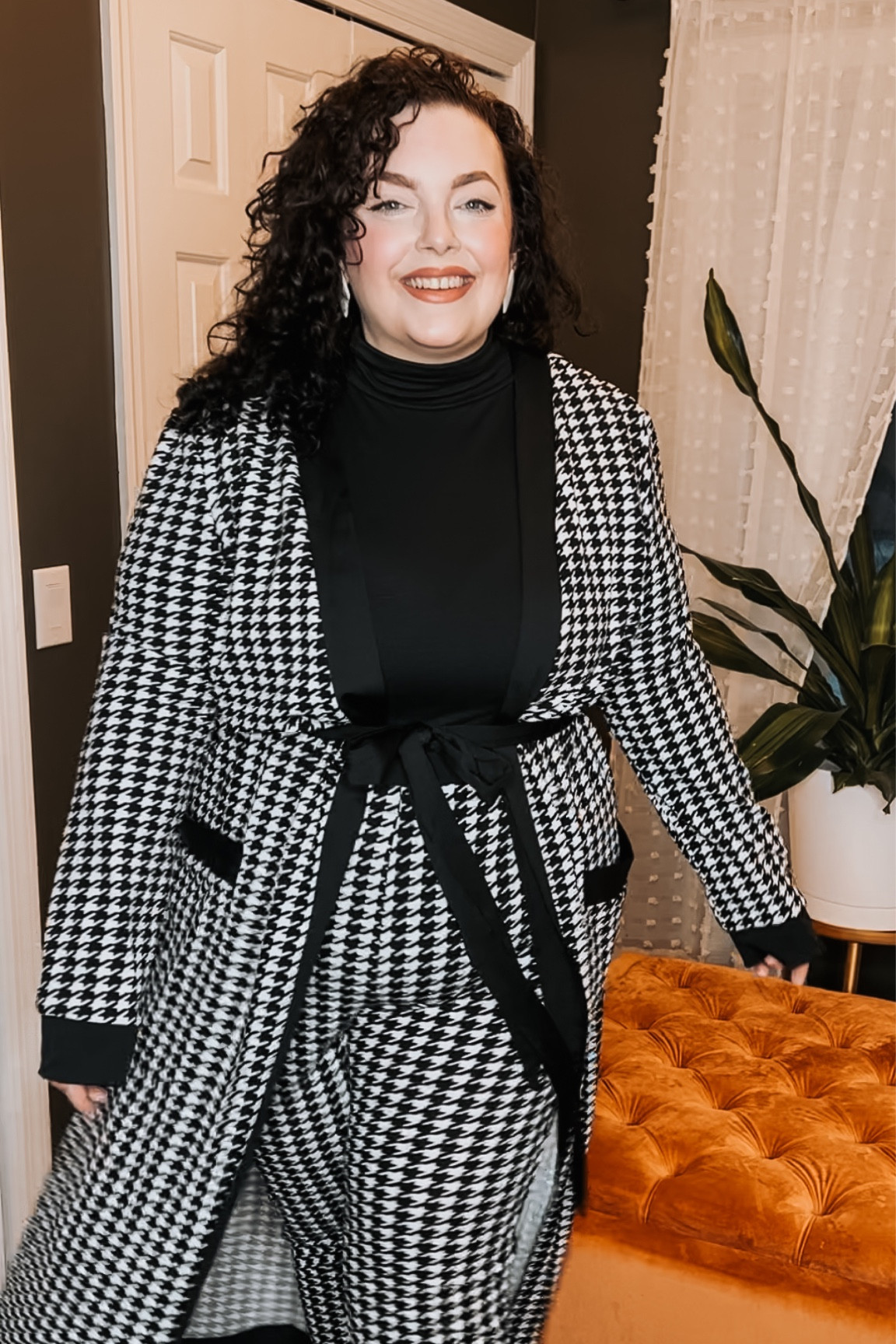 Houndstooth is THE print 🖤

#LTKstyletip #LTKplussize #LTKfindsunder50