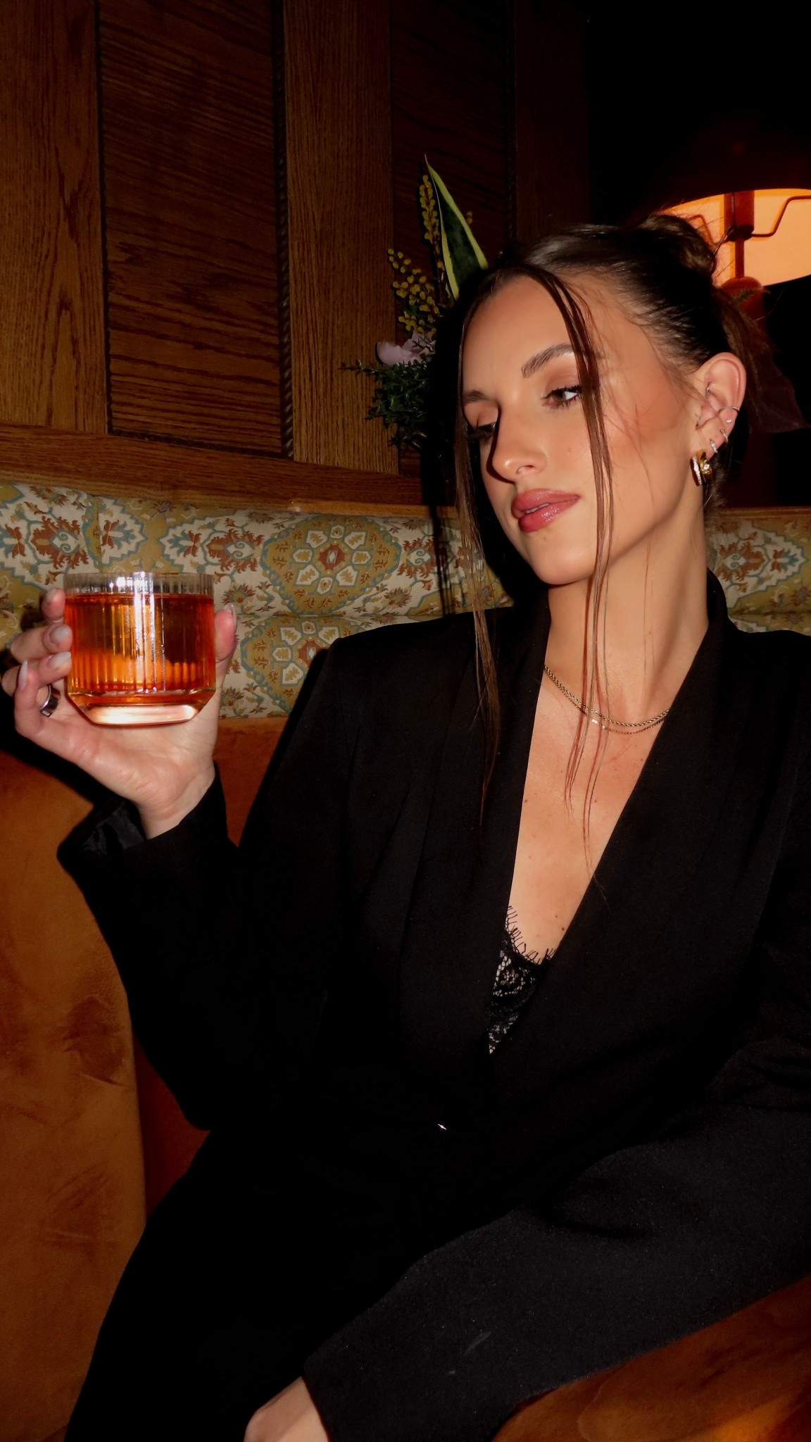 love these outfit details 💋🖤

#LTKTall #LTKFindsUnder100 #LTKFindsUnder50