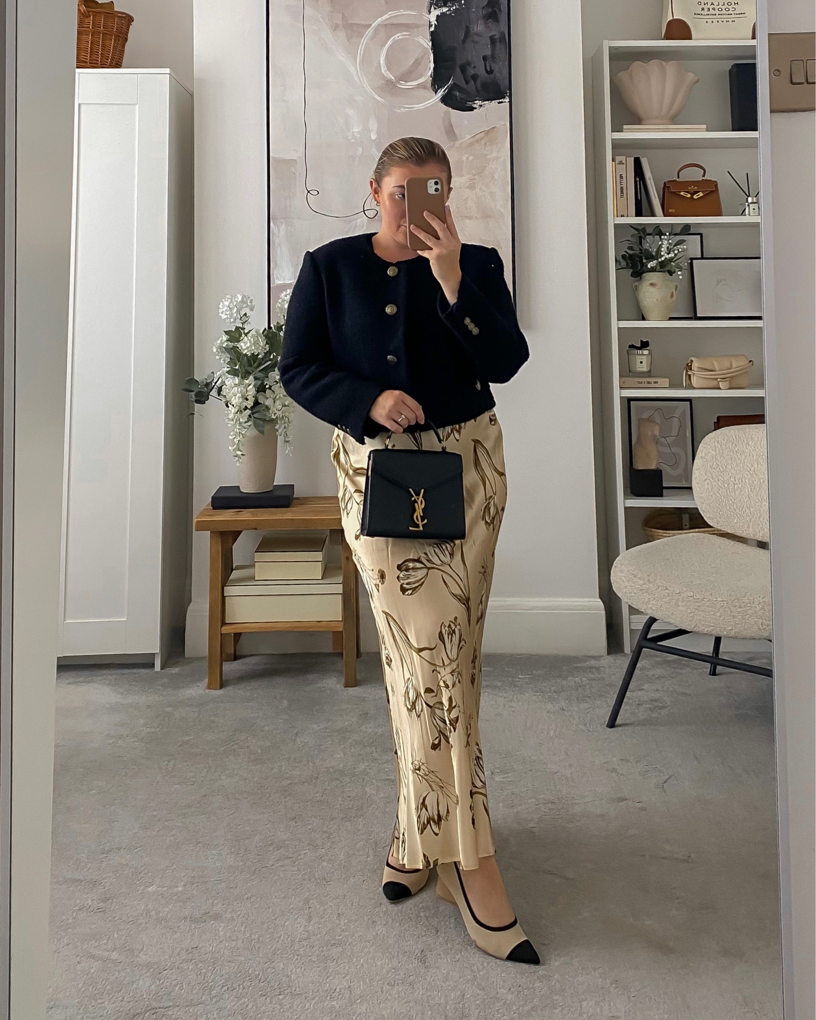 Ways to wear a silk skirt 