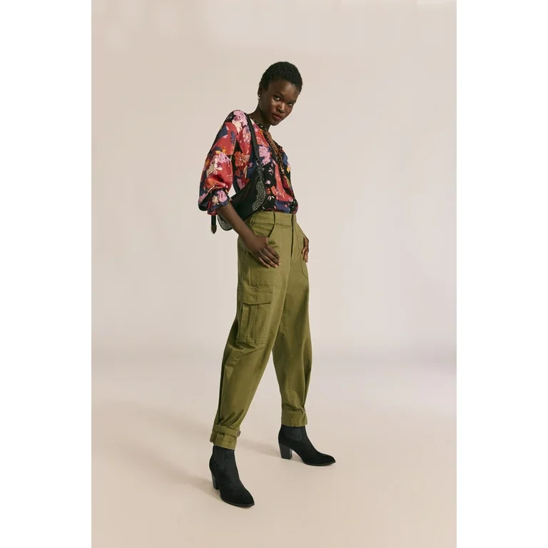 Jessica Simpson Women's and Women's Plus Low Slung Cargo Ankle Pants | Walmart (US)