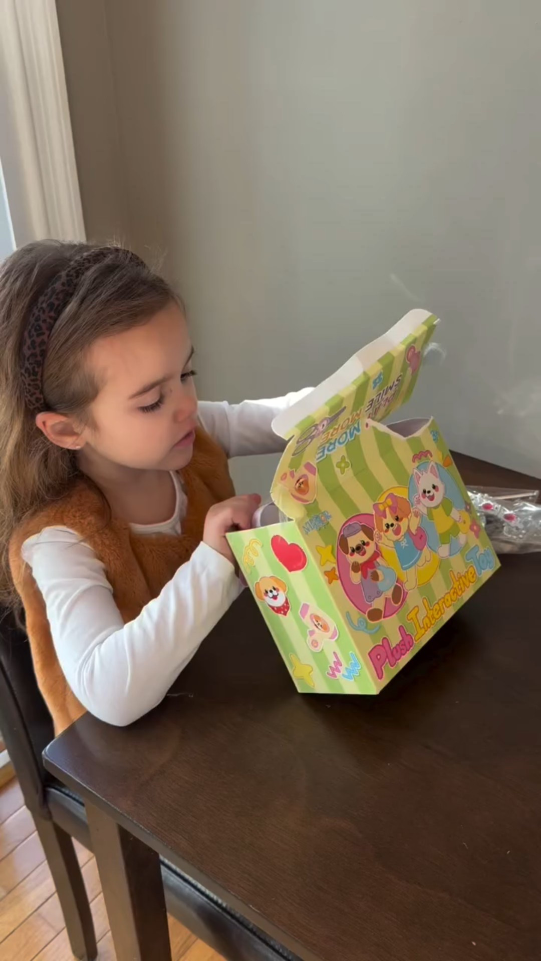 @cutemeetsfun always has the best kids toys, especially this adorable puppy and jewelry set! This kept my daughter busy for a long time! 
#Girlstoys #cutemeetsfun
