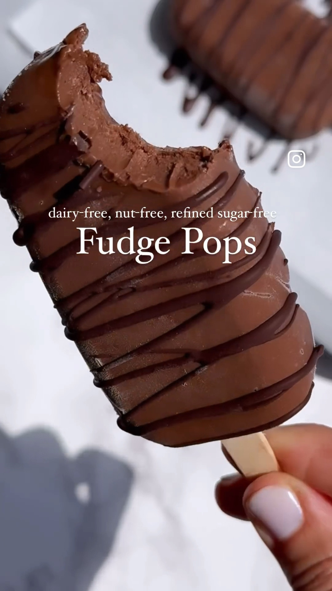 Dairy-free fudge pops! The perfect nostalgic frozen treat for summer. Linking the molds I used here! Recipe on www.eatingbyelaine.com

#LTKHome #LTKSeasonal #LTKVideo
