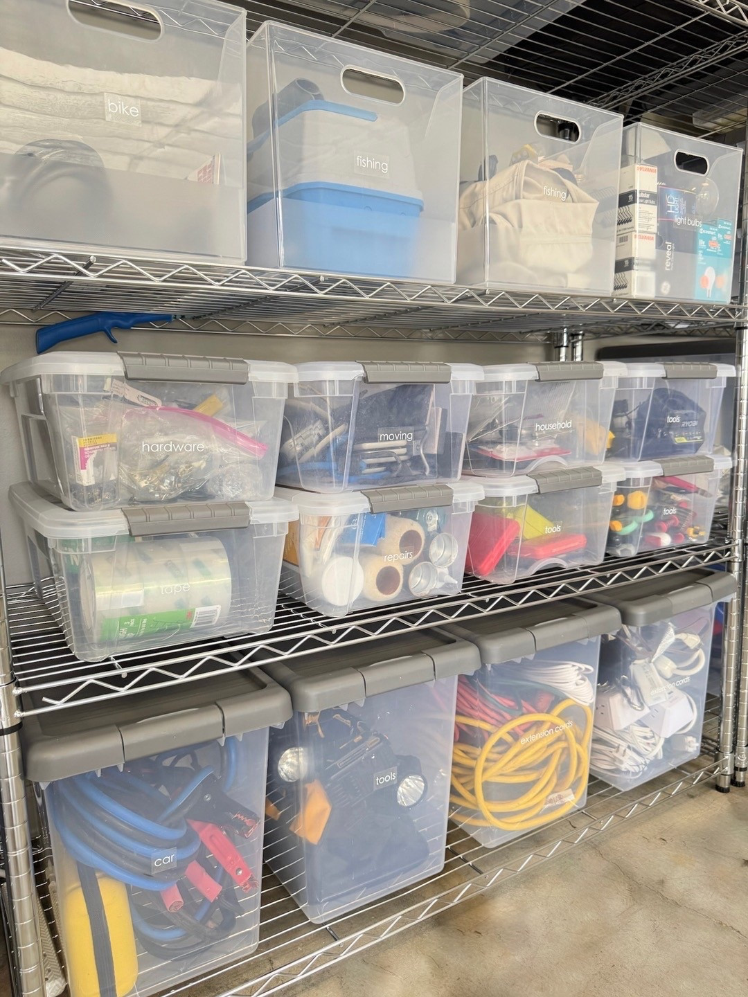 Just in time for Father’s Day! We took this garage from chaotic to categorized—zoning tools, sports gear, seasonal bins, and everything in between. Let’s be real: he doesn’t need another mug or pair of socks. He needs a garage he can actually walk through. Click the link in our bio to grab a gift card!