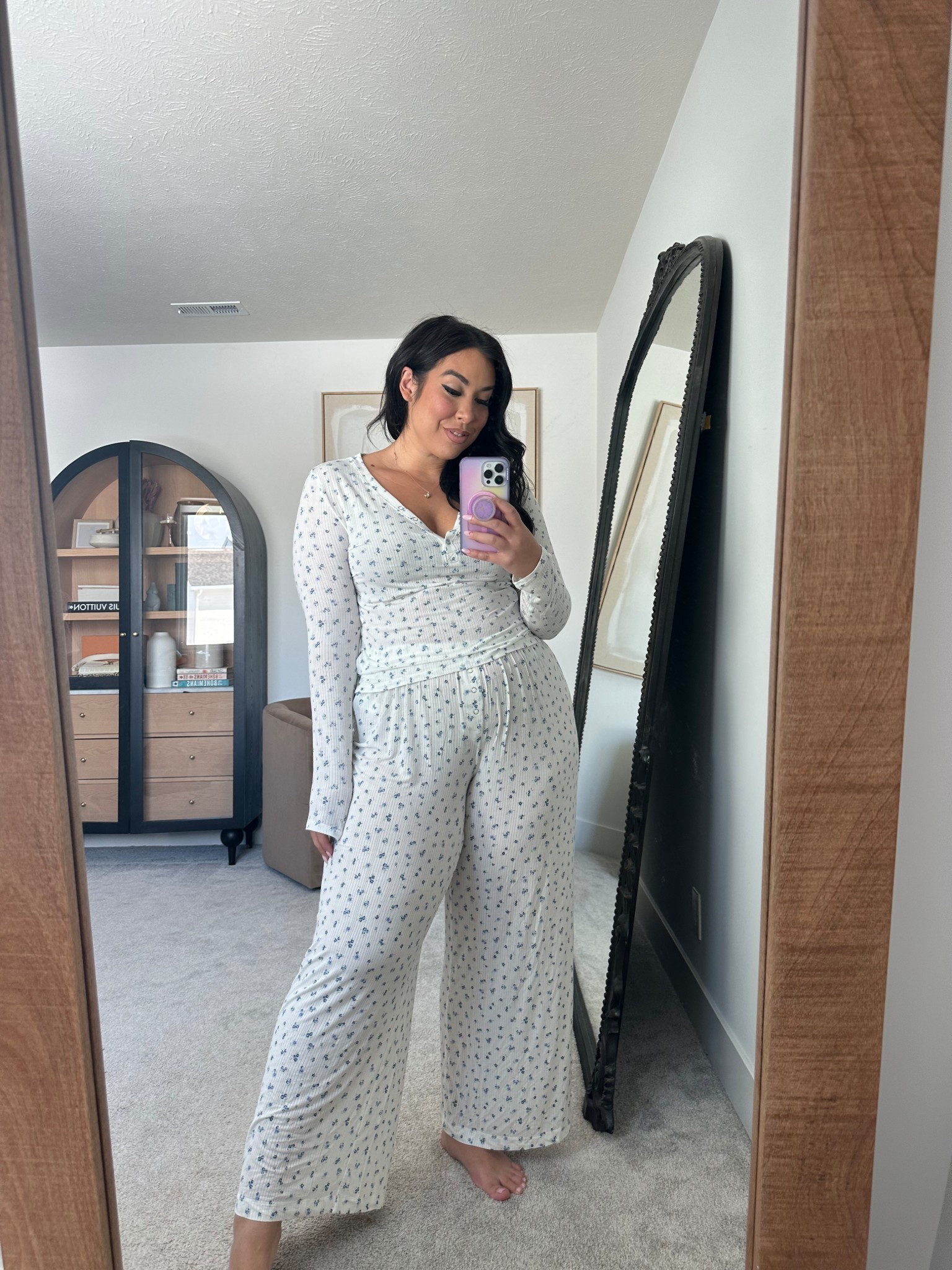 Size large pajamas 

Aerie, aerie pajamas, women’s pjs, women’s pajamas, loungewear, matching set, trendy fashion, midsize fashion, spring fashion 

#LTKFindsUnder100 #LTKStyleTip #LTKMidsize