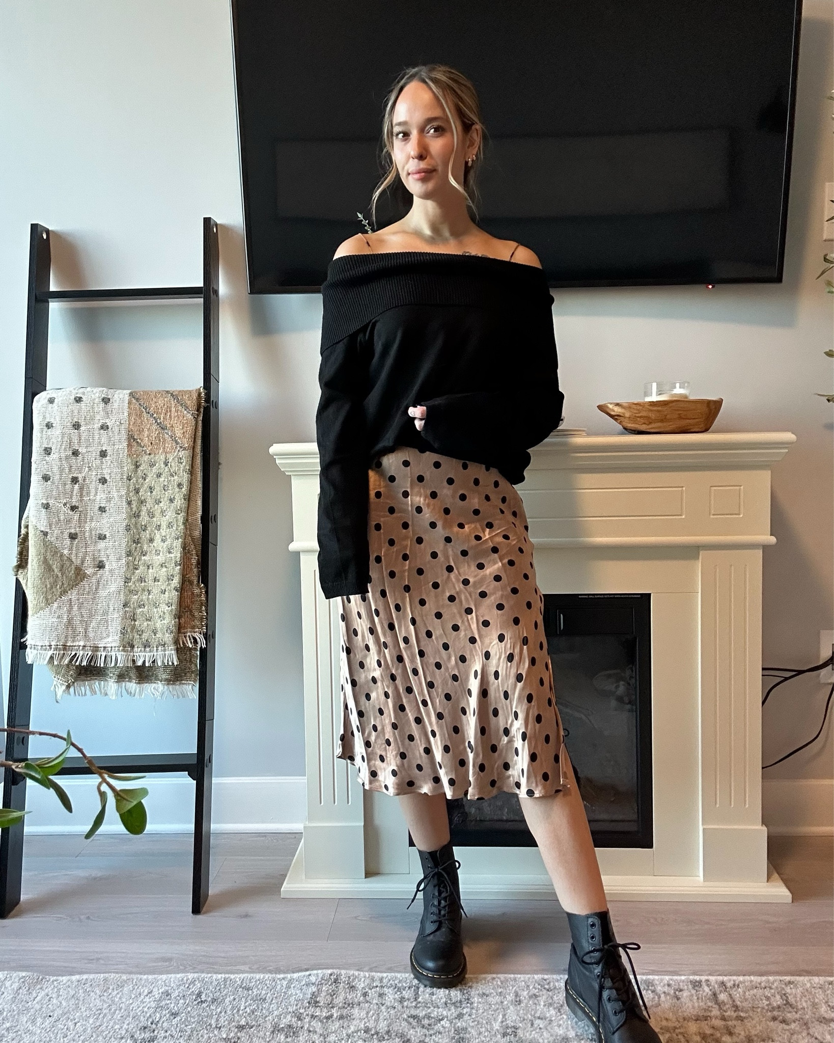 Shimmering into Christmas Eve with this festive look! #christmasevevibes

#LTKParties #LTKSeasonal #LTKHoliday