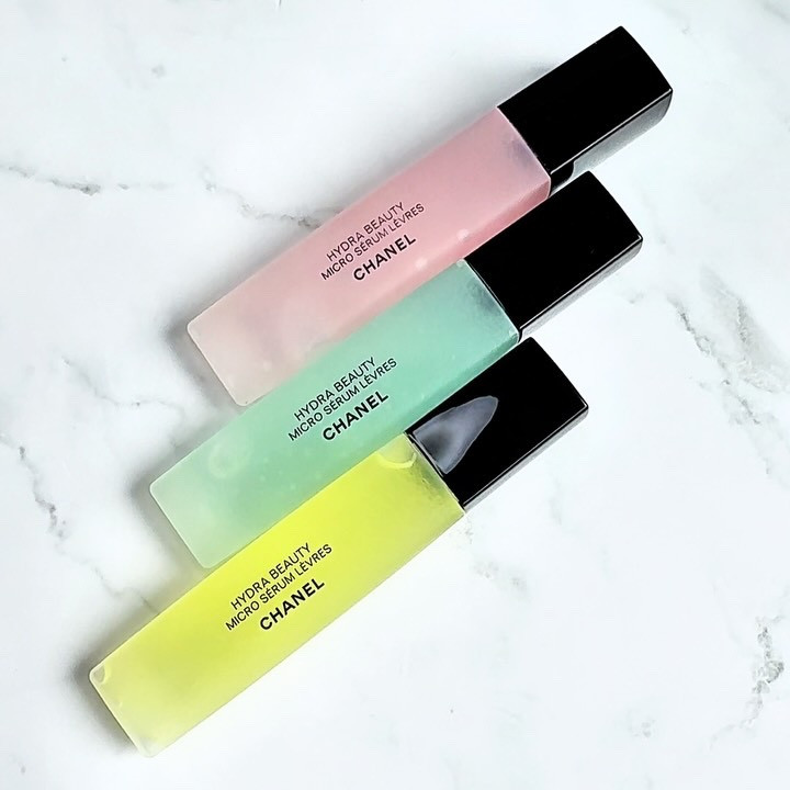 Lip plumping and hydrating X3? You don’t have to ask me 2x. Immediate yes!

New from @chanel.beauty, Hydra Beauty micro serum lip trio. Comes with new Tendre pink and Frais yellow, along with original. Each lip serum has exclusive olfactory interpretations. 

@welovecoco 

HYDRA BEAUTY Chanel Beauty
MICRO SERUM LÈVRES TRIO
INTENSE HYDRATING
REPLENISHING LIP SERUM
LIMITED EDITION