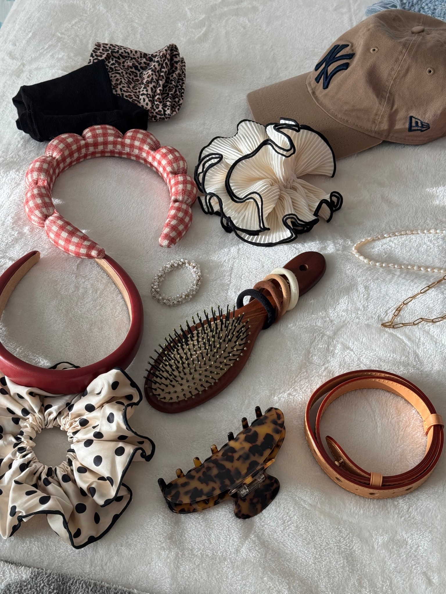 Hair Style accessories . Not everything can be tagged but I added similar items.

Kaxi Hair Accessories
Cala Wooden Hair Brush 
New York Yankees NY Cap/Hat
Hair ties neutral colors
Big mega scrunchies
Pearl hair ties
Elastic headbands
grwm shower headbands

#LTKgrwm #LTKselfcare #LTKmorningroutine
