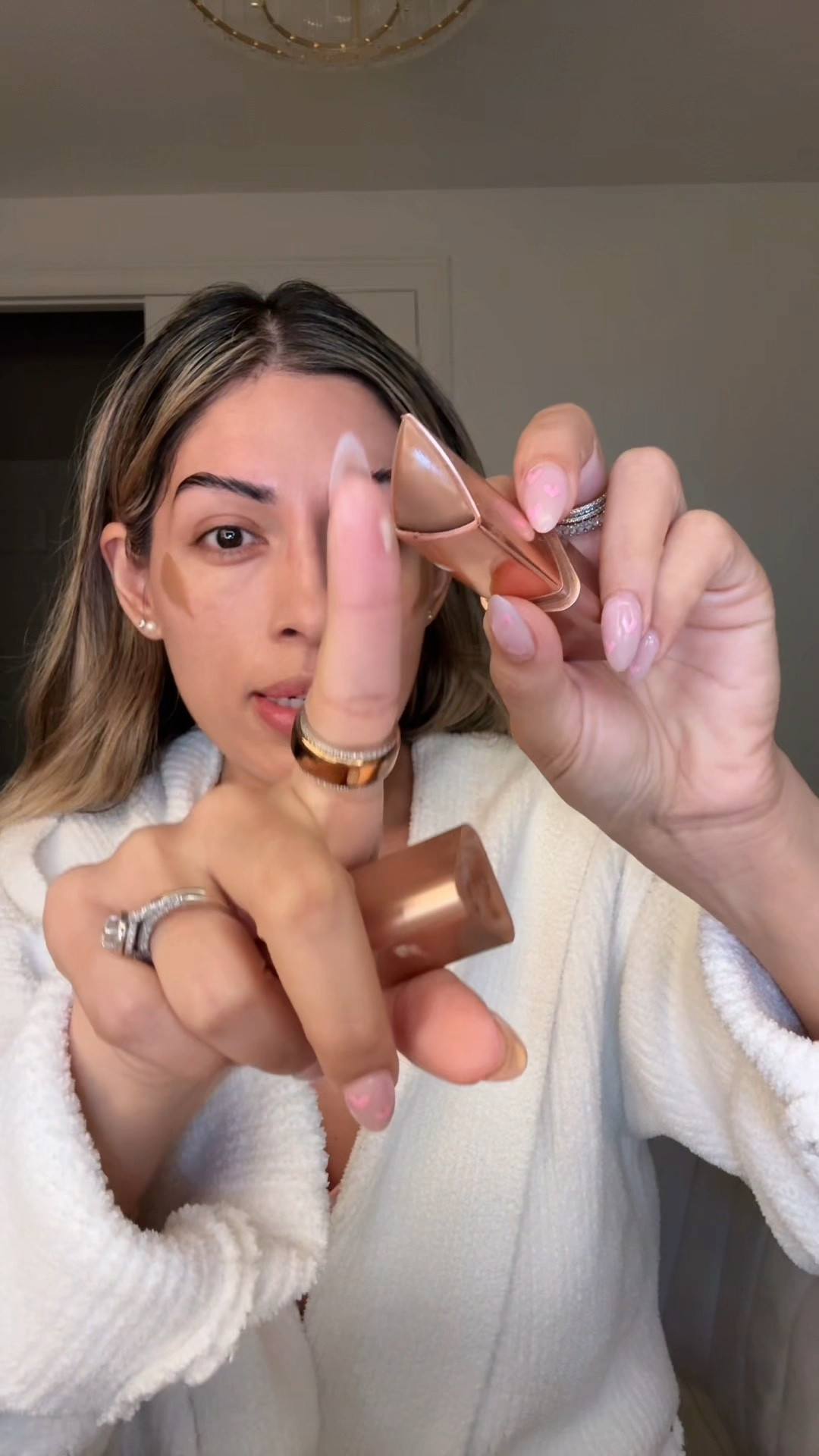 Seriously, the best bronzer stick. Using the shade Harmony.
