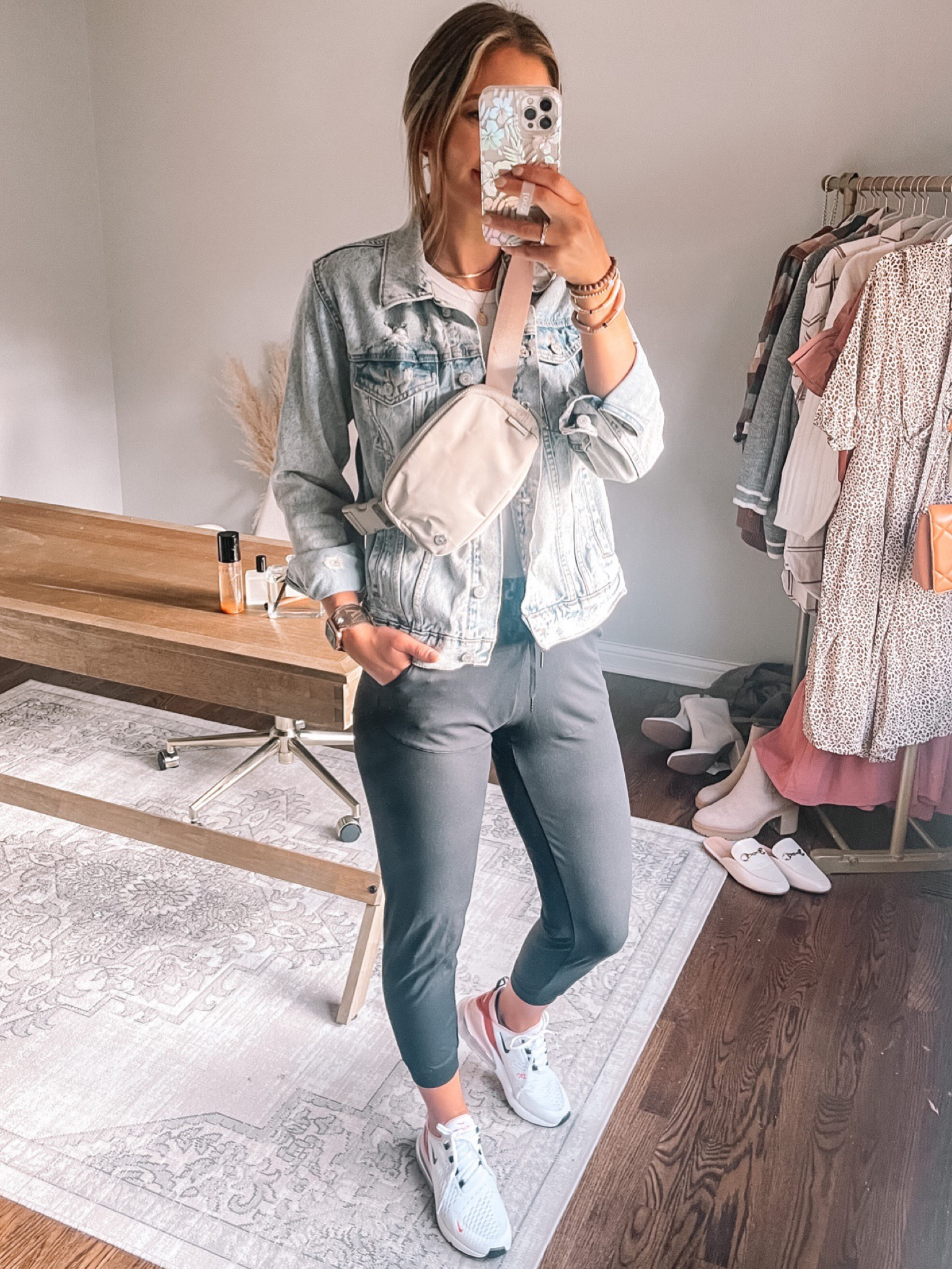 Amazon joggers on sale for prime! 



#LTKsalealert #LTKunder50 #LTKstyletip