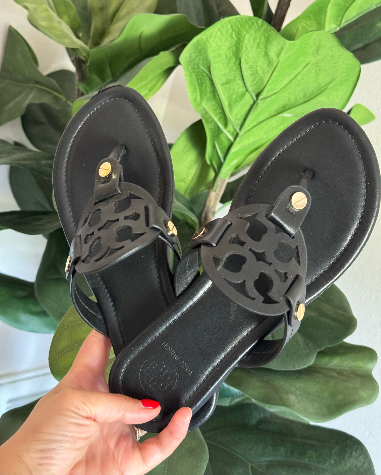 Fan favorite over here 🙌🏽

#LTKGiftGuide #LTKSeasonal #LTKshoecrush