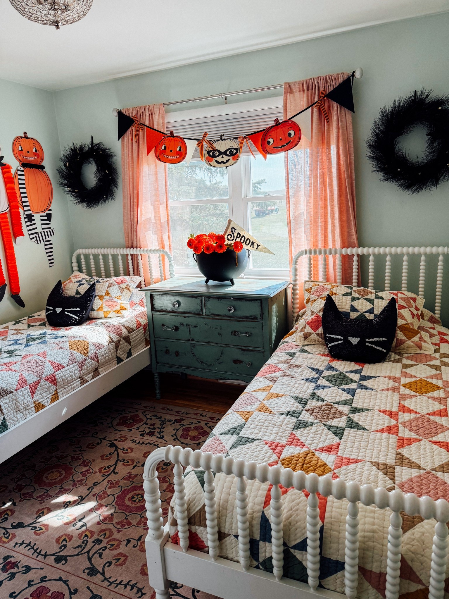 Girls Bedroom Glow Up for Halloween! 🎃 

#LTKHalloween #LTKSeasonal #LTKHome