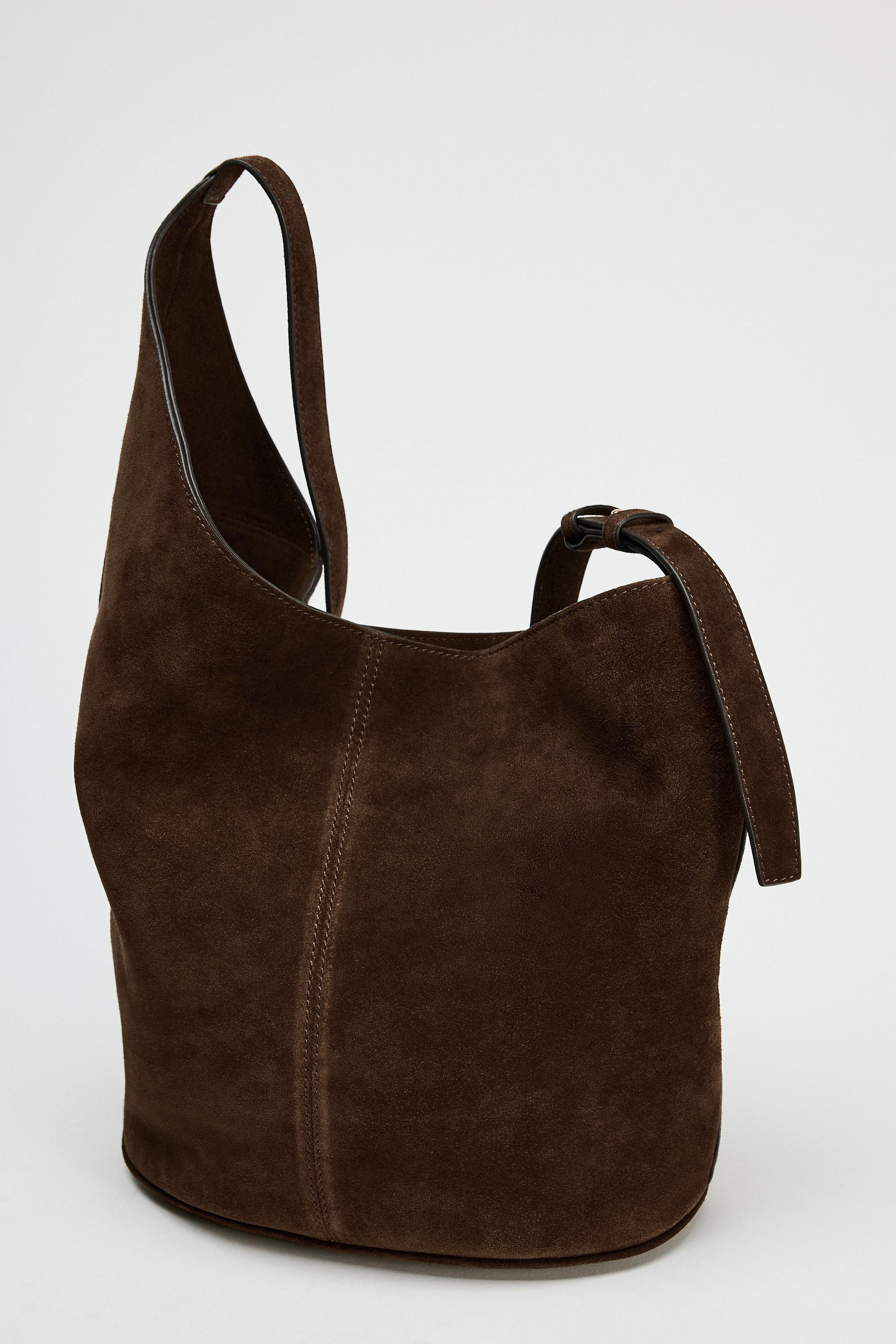 ASYMMETRIC SOFT SPLIT LEATHER BUCKET BAG | Zara US