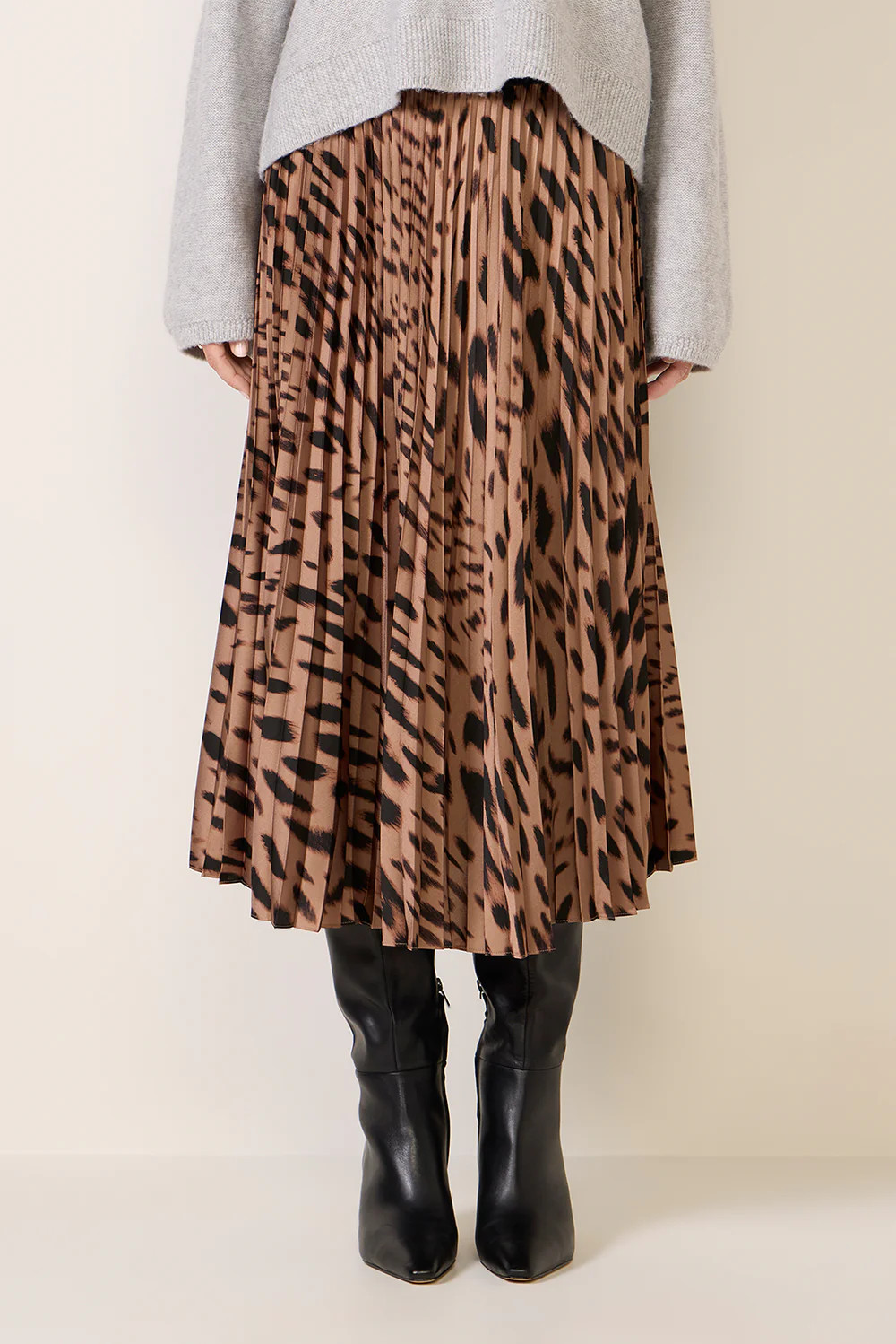 Nostalgia Pleated Midi Skirt | Evereve