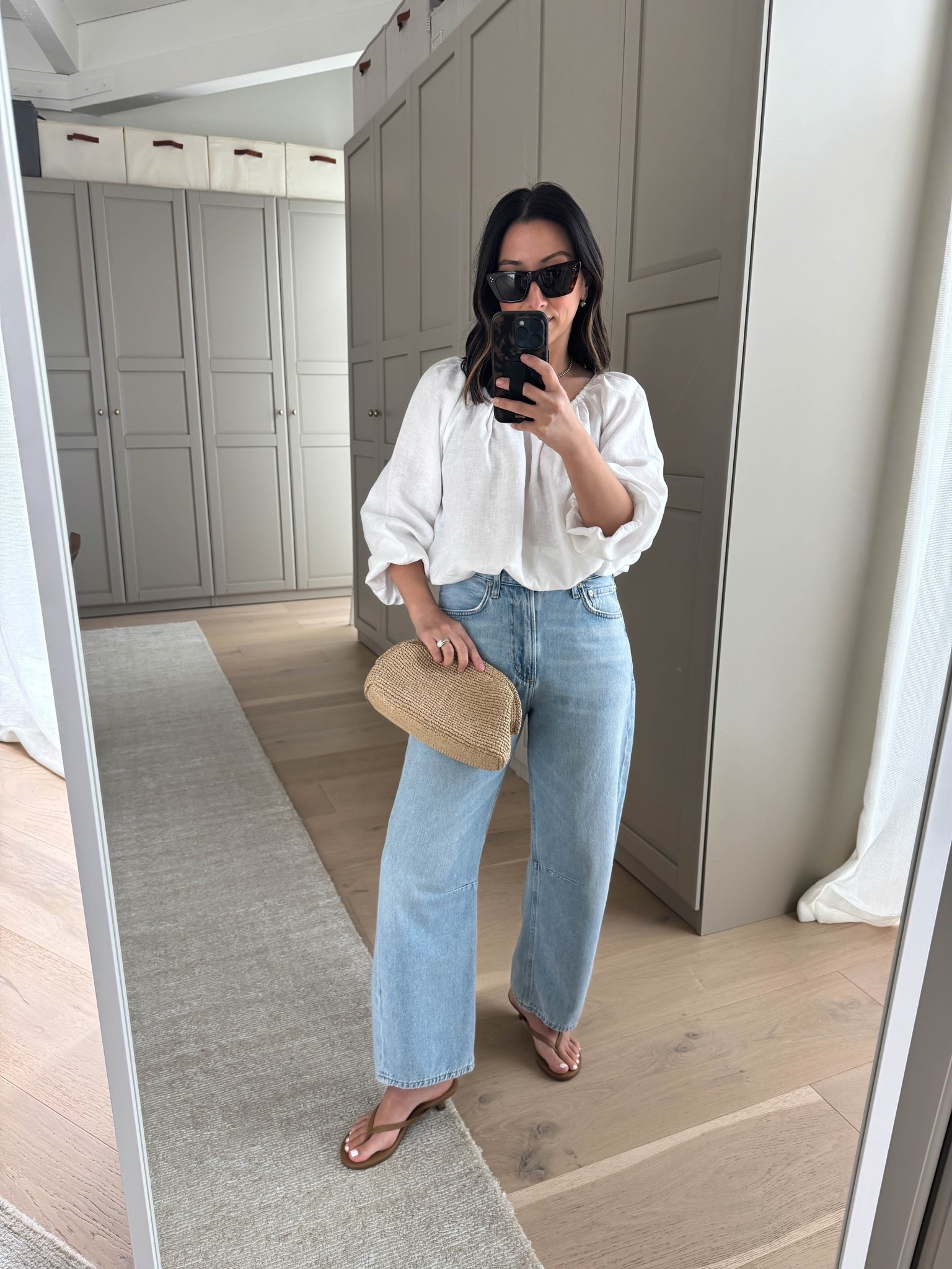 Dressing up my favorite petite barrels. 

Aritzia top xs
Citizens of humanity Miro jeans petite 25 - size down. 
Tkees sandals 5
J.crew clutch
Dorsey James necklace 15”
Electric Picks earrings 
Celine sunglasses

petite style, mom outfits, mom style, summer outfits, summer style

#LTKootd #LTKPetite #LTKSaleAlert