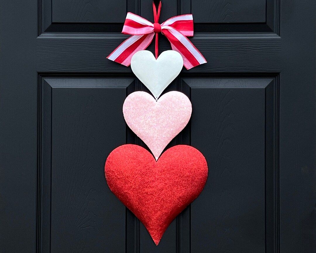 Valentine Wreath  Heart Door Hanger  Heart Wreath  - Etsy | Etsy (US)