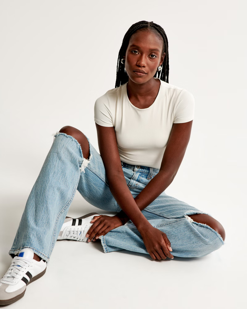 High Rise 90s Relaxed Jean | Abercrombie & Fitch (US)