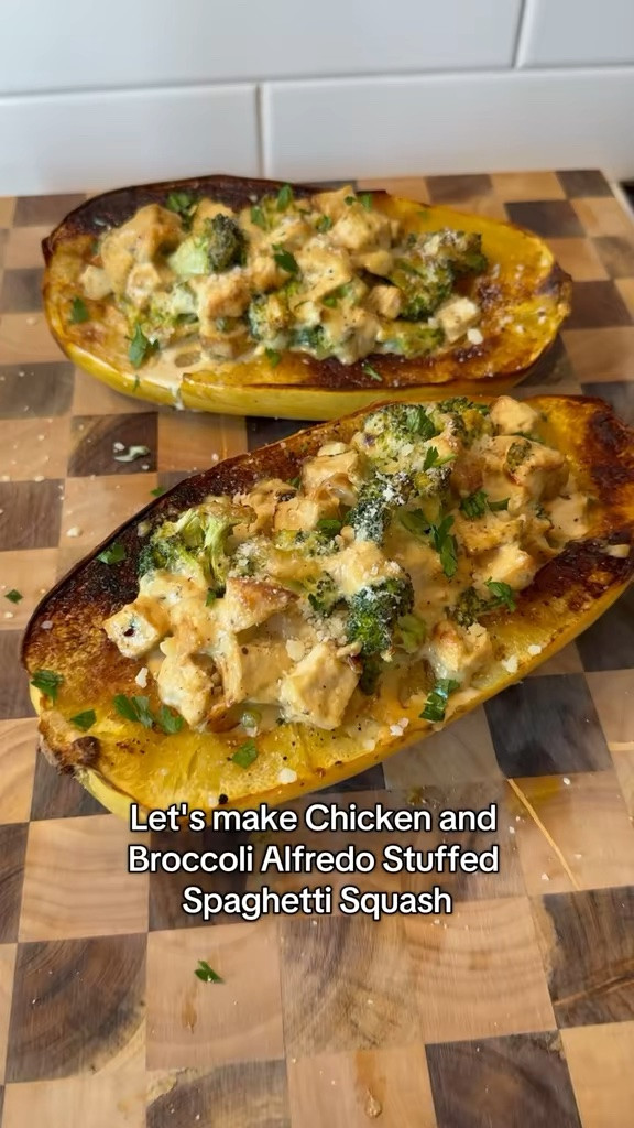 Let’s make Chicken and Broccoli Stuffed Spaghetti Squash!
Here’s the recipe ❤️ 
https://wolfcaster.kitchen/recipes/f/chicken-and-broccoli-alfredo-stuffed-spaghetti-squash

#LTKdayinmylife #LTKfoodie #LTKHome