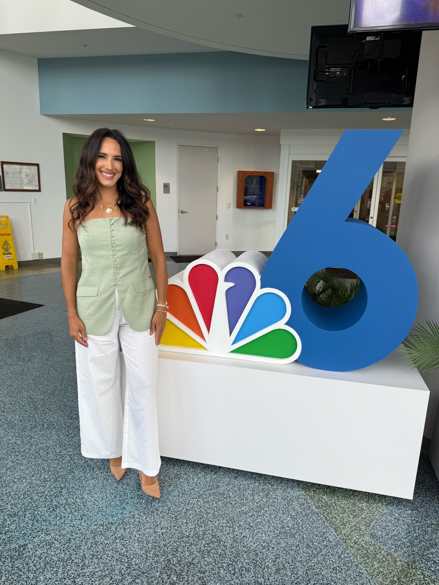 On set today with NBC6!

#LTKWorkwear #LTKFindsUnder100 #LTKStyleTip