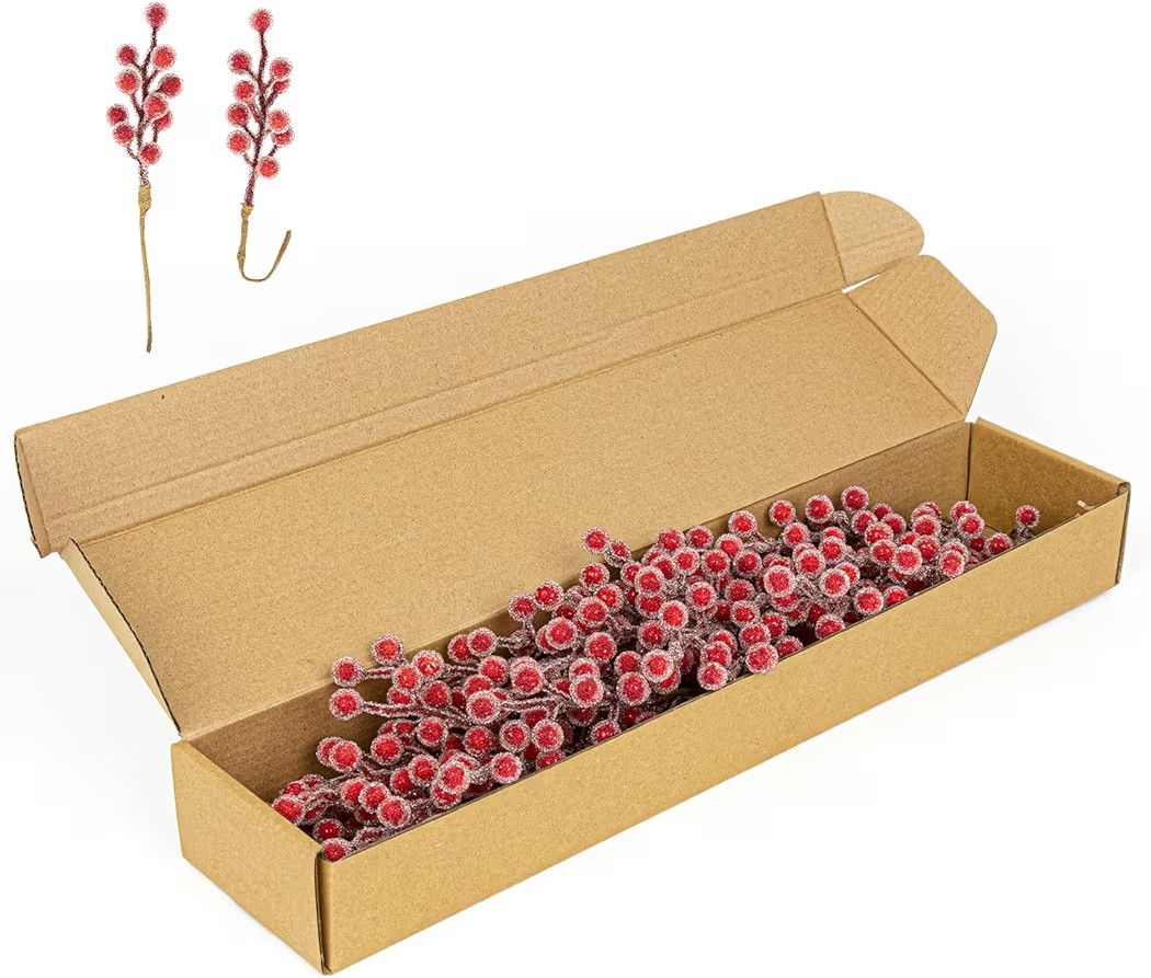 LLZLL 32 Pack Frosted Berry Stems for Christmas Tree 6.5 Inch Christmas Berries Stems Artificial ... | Amazon (US)