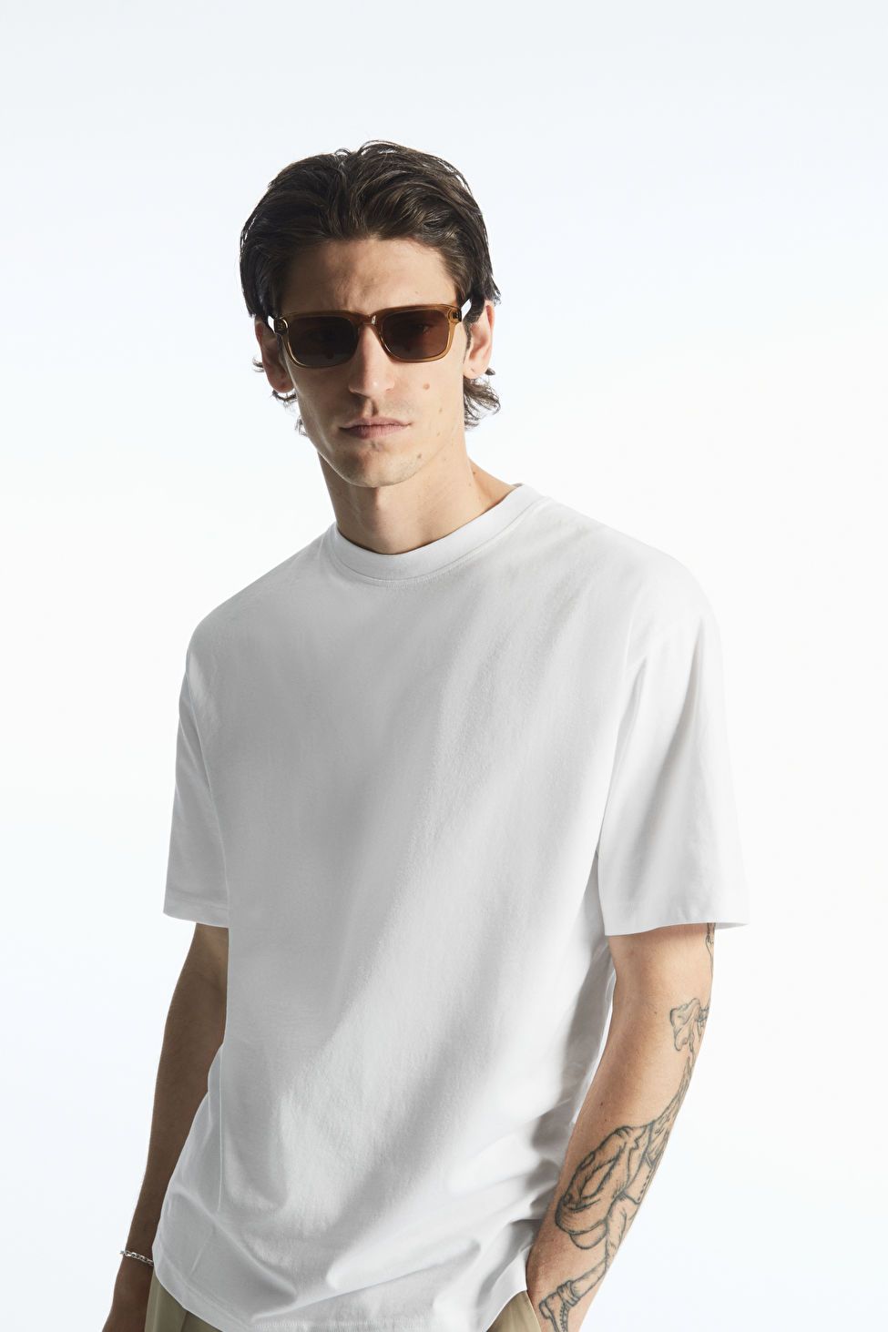 THE SUPER SLOUCH T-SHIRT - WHITE - T-shirts - COS | COS (US)